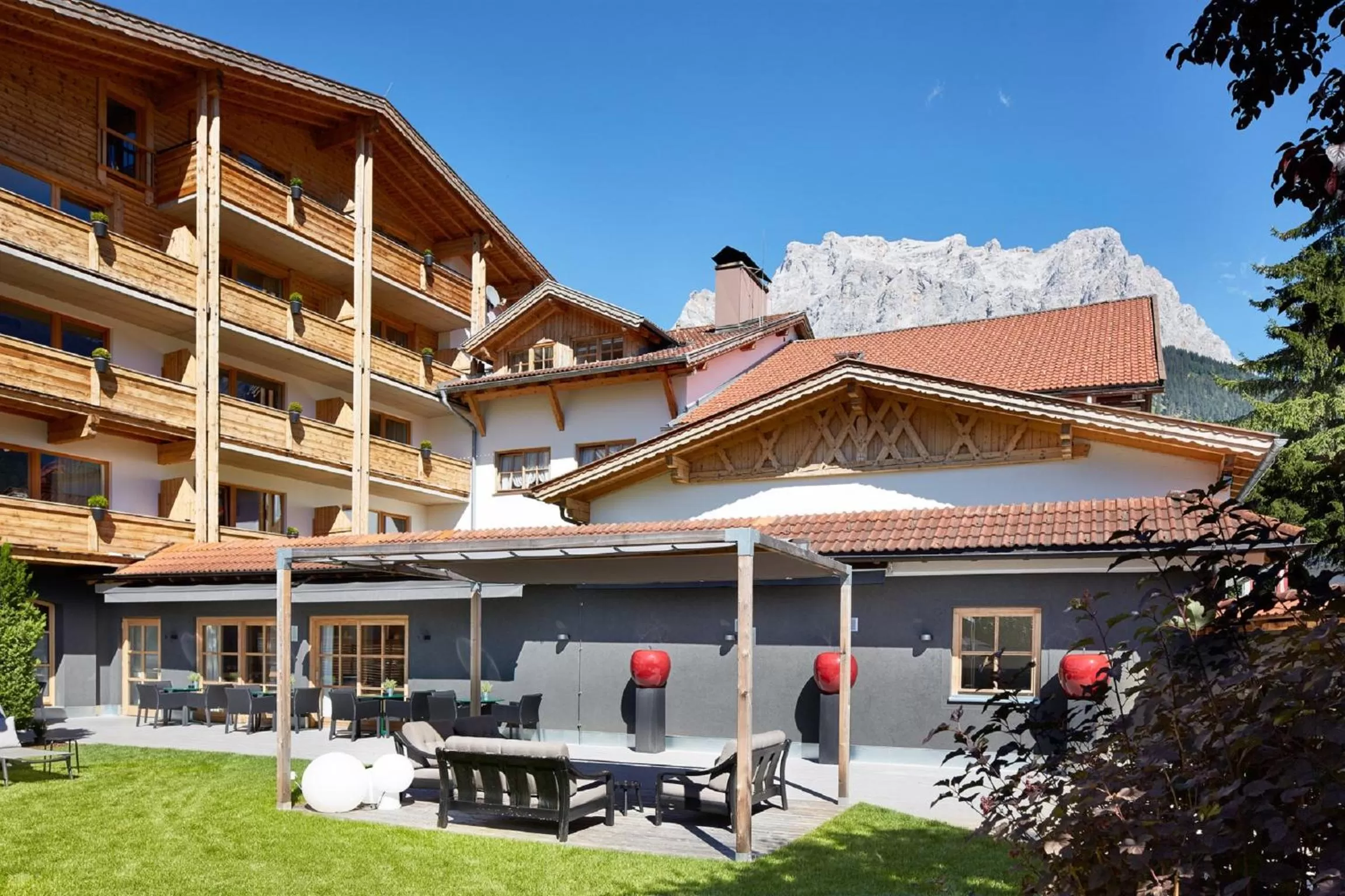 Property building in der grüne Baum Mountain Boutique Hotel