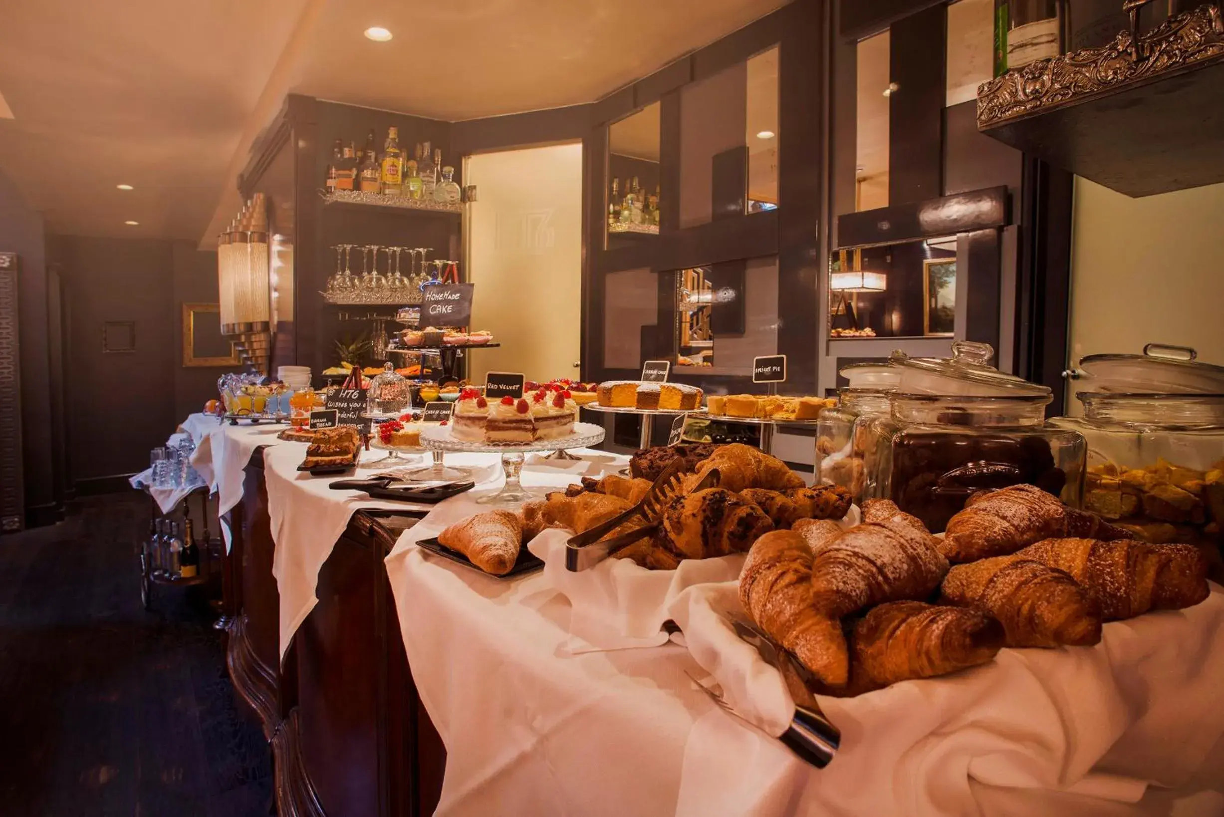 Breakfast, Restaurant/Places to Eat in HT6 Hotel Roma