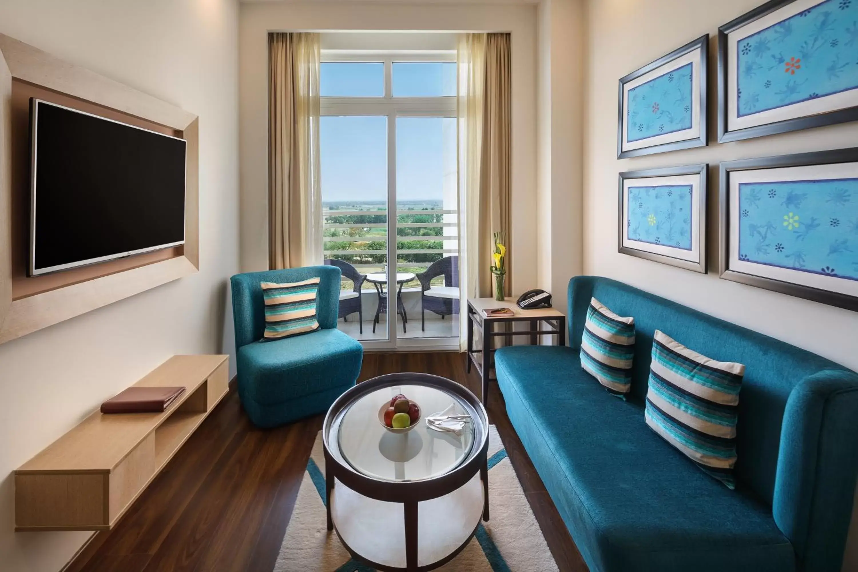 Living room, Seating Area in Sandal Suites by Lemon Tree Hotels