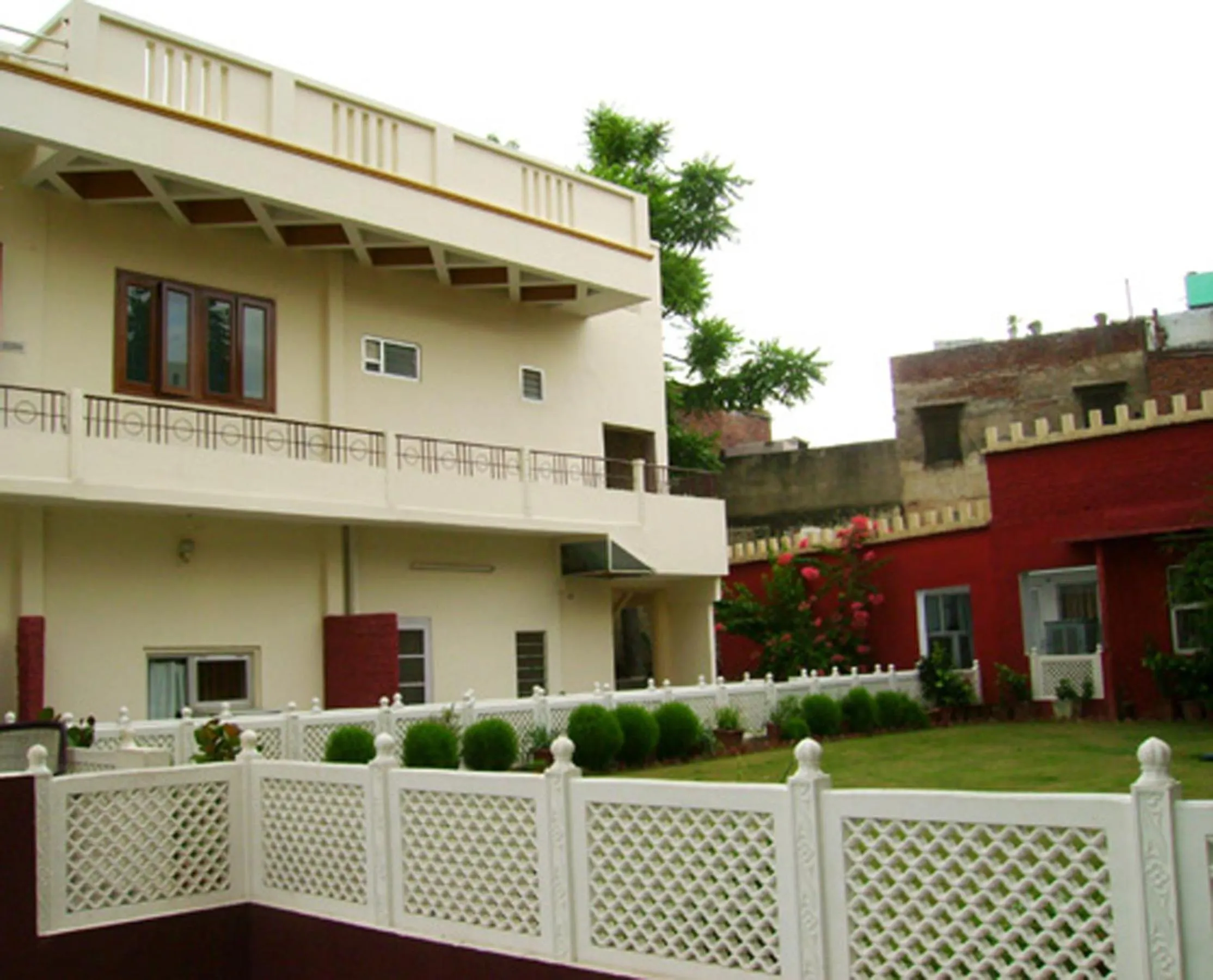 Property building in Hotel Sugandh Retreat Jaipur