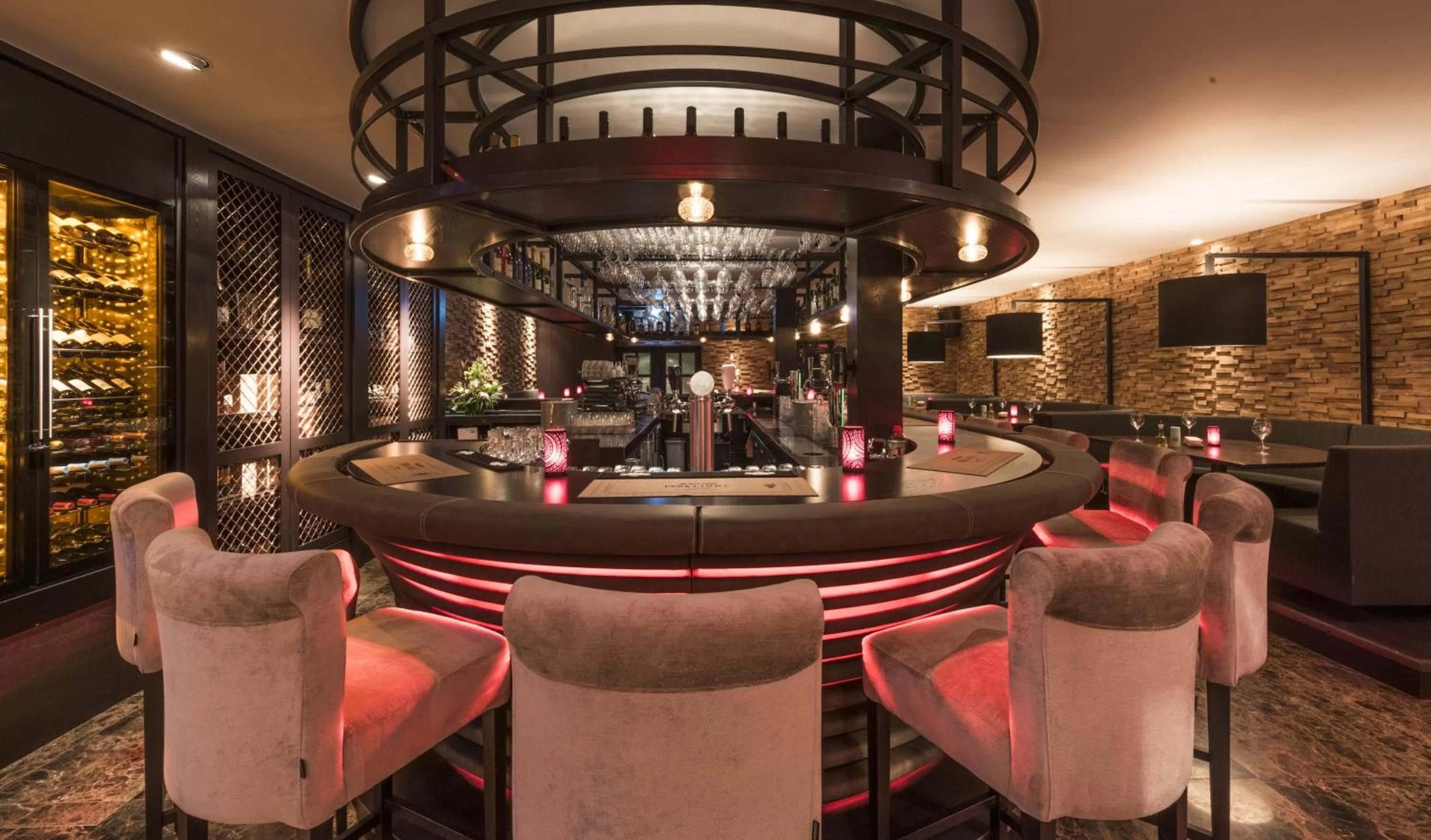 Restaurant/places to eat in Hotel-Restaurant Unicum Elzenhagen