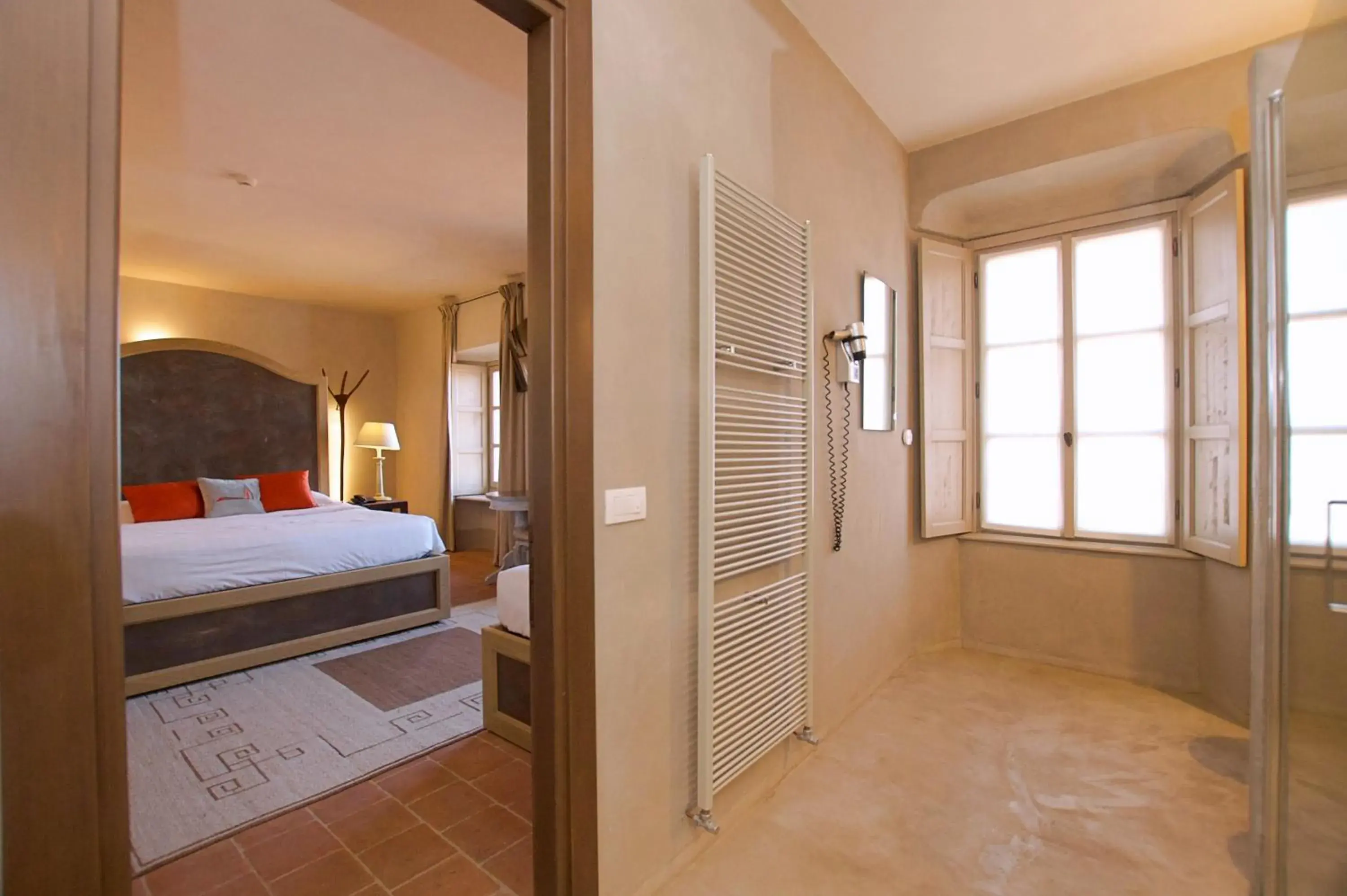 Bathroom, Bed in Hotel San Giovanni Resort