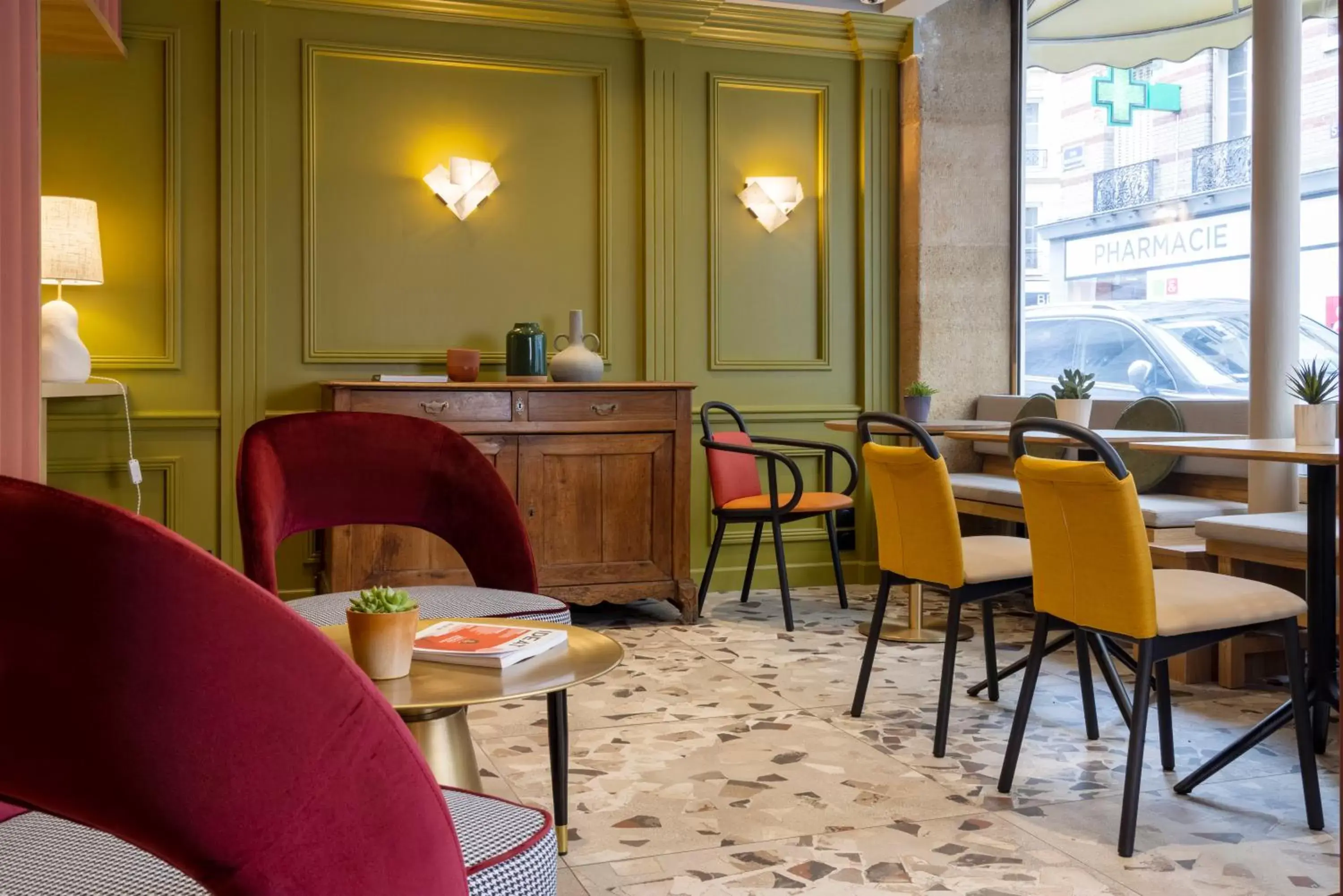 Lobby or reception, Restaurant/Places to Eat in Hôtel De La Paix