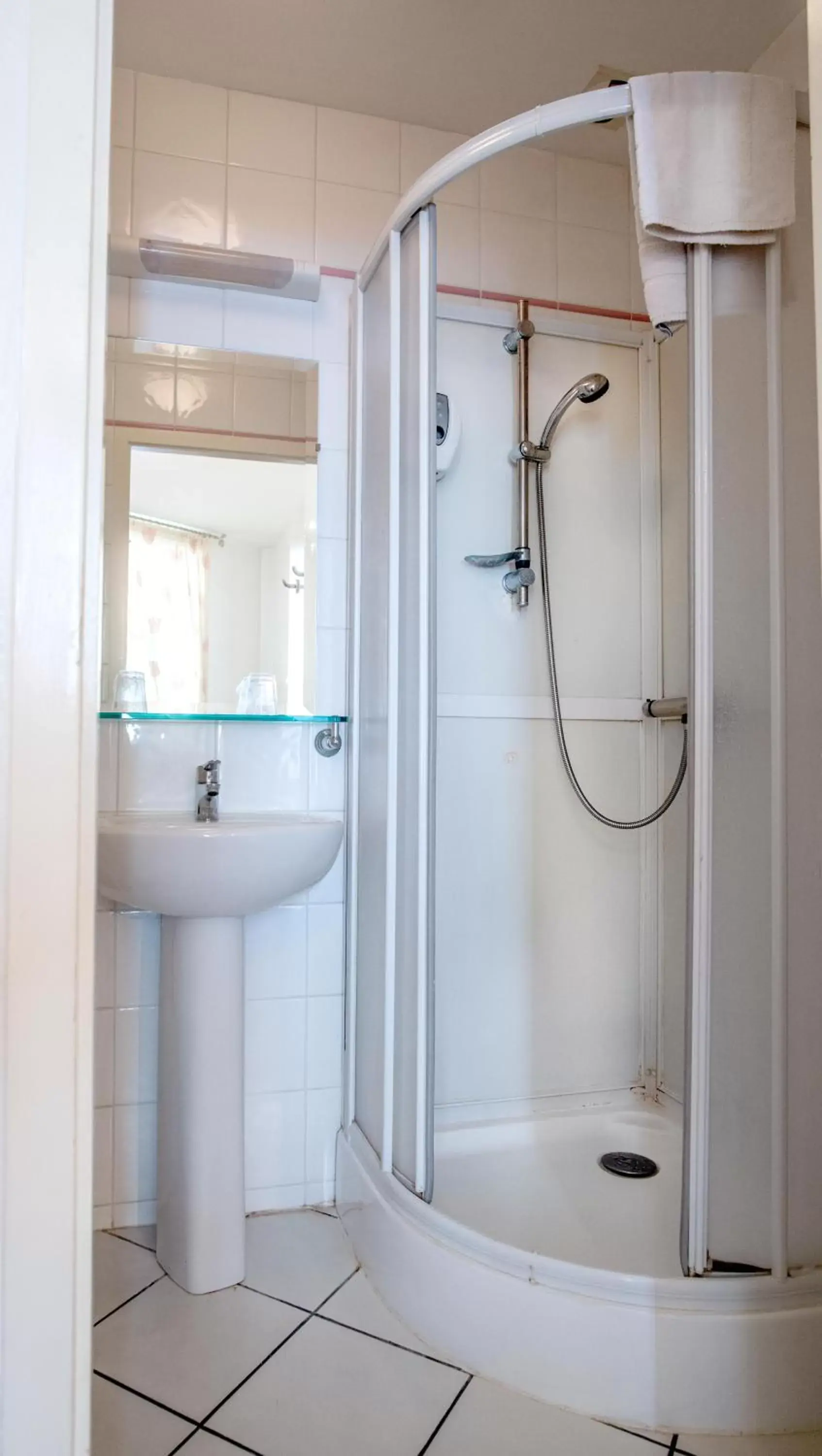 Bathroom in HOTEL DE LA TOUR