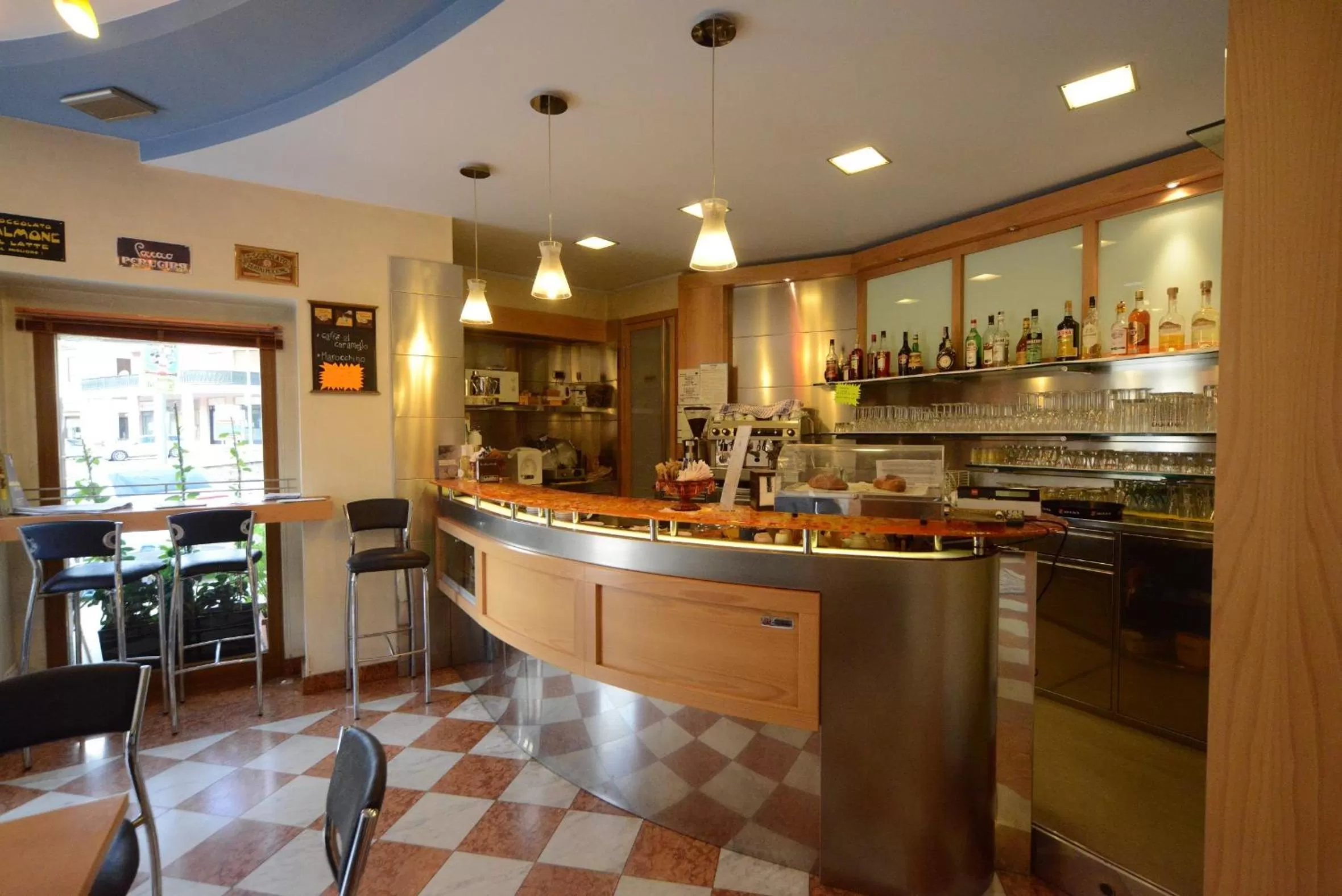 Communal lounge/ TV room in Hotel Residence Sant'Anna