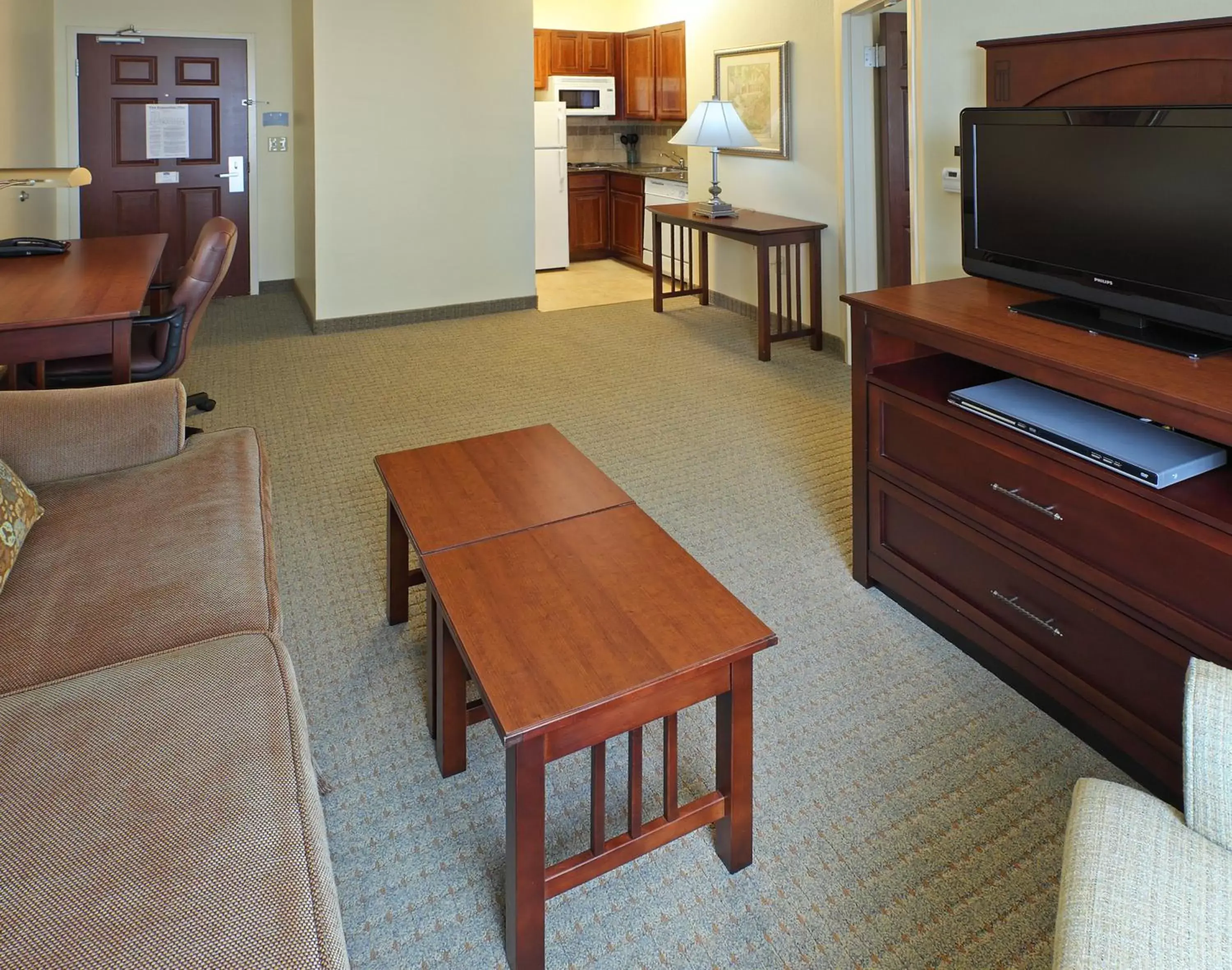 Photo of the whole room, TV/Entertainment Center in Staybridge Suites Hot Springs, an IHG Hotel