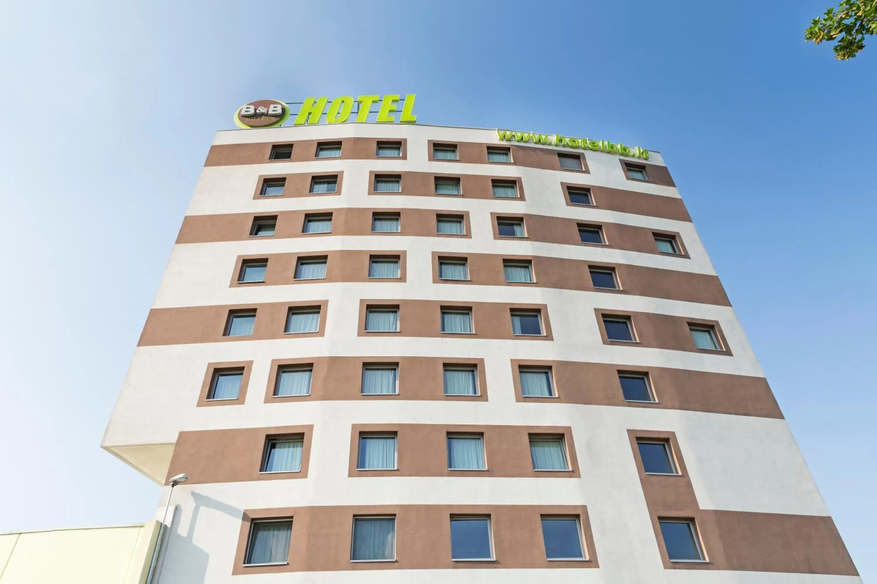 Facade/entrance, Property Building in B&B Hotel Torino