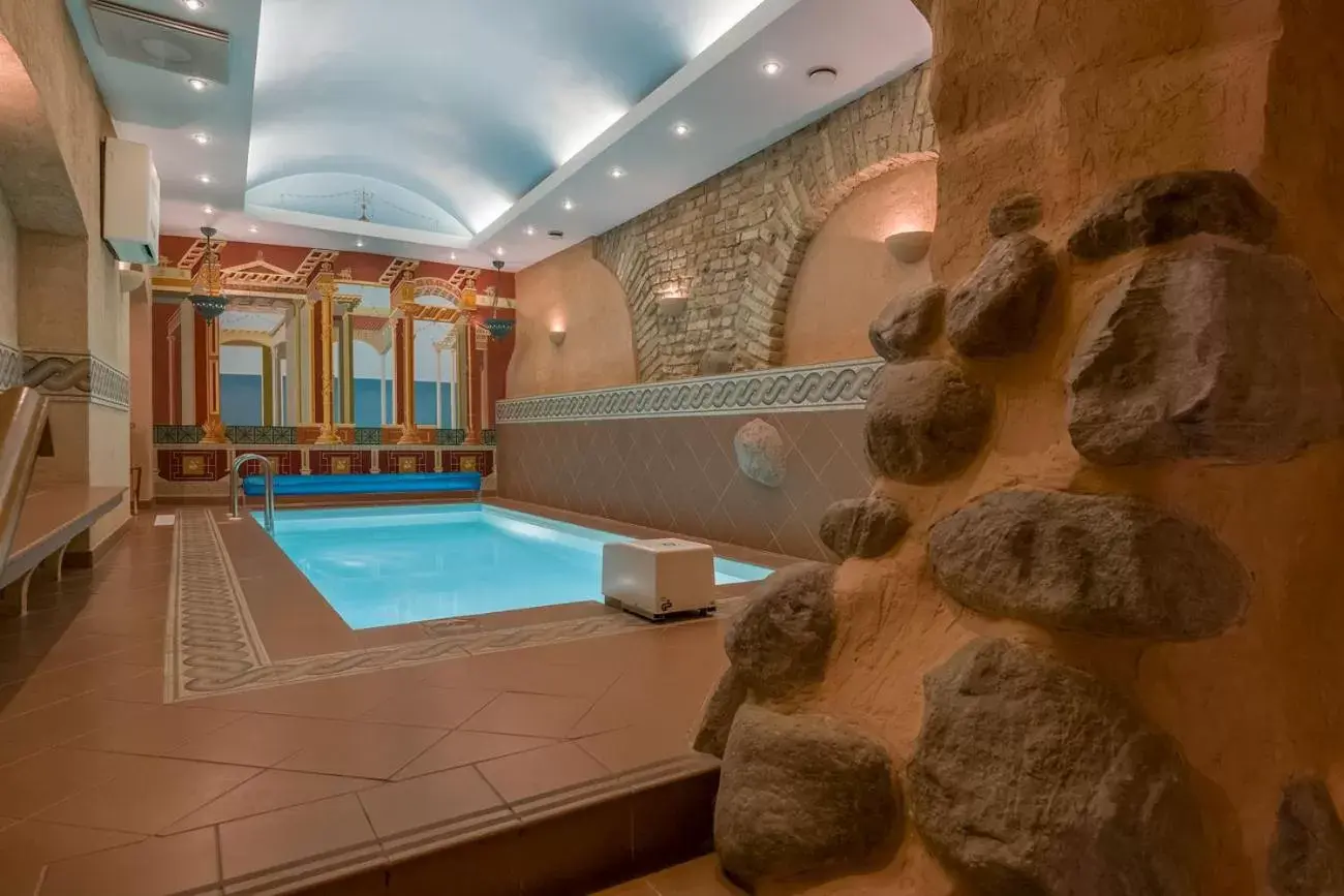 Swimming Pool in Relais & Châteaux Stikliai Hotel
