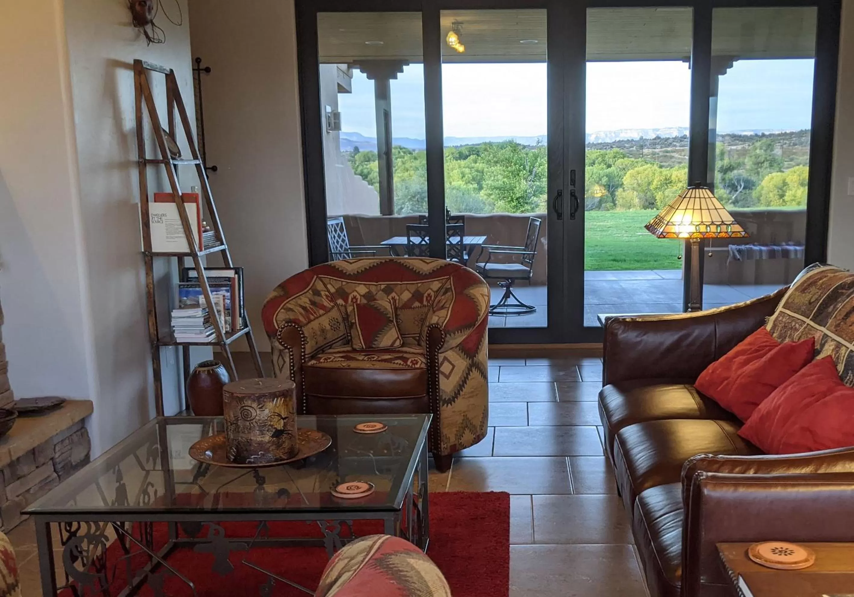 Living room, Seating Area in Origins Bed and Breakfast