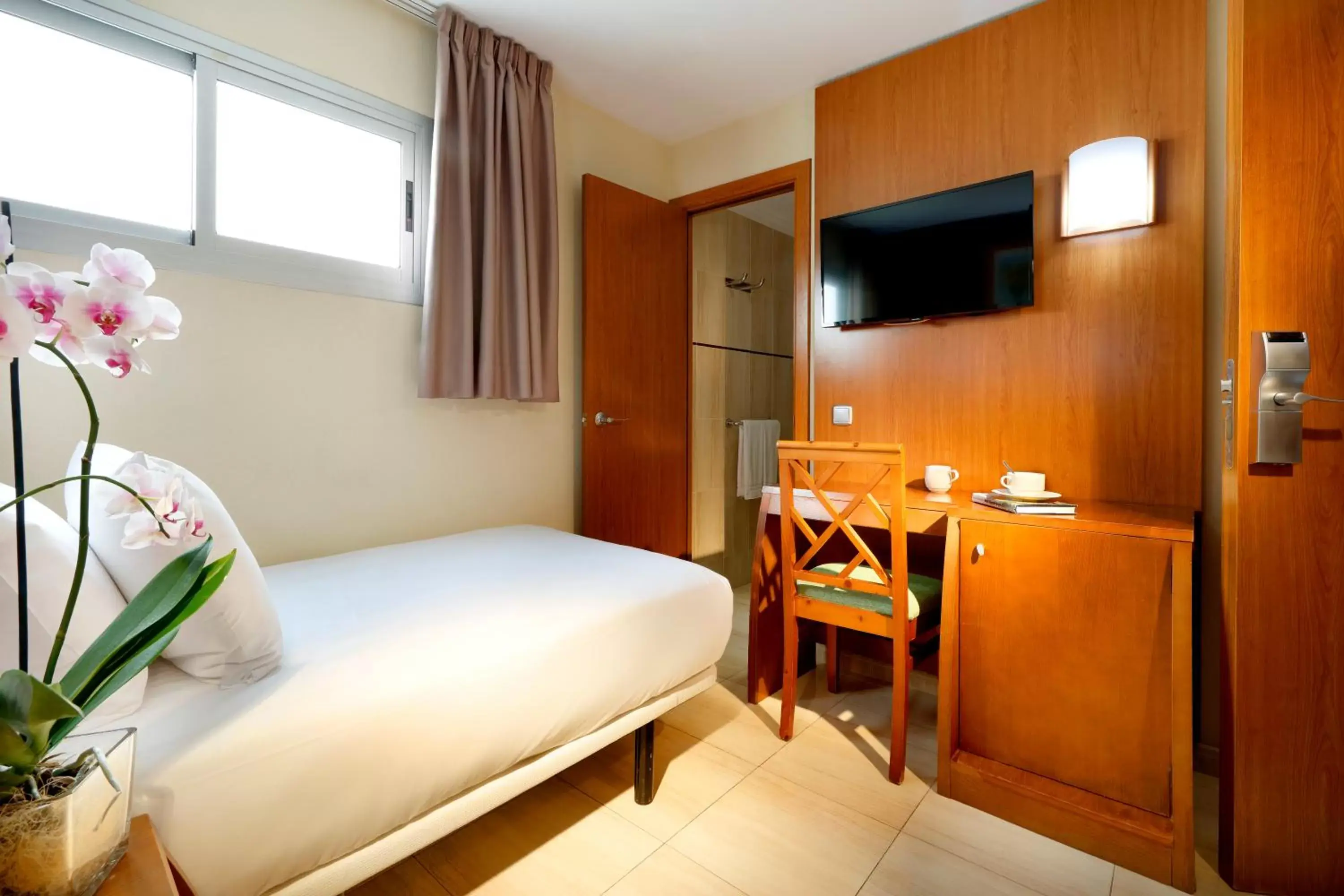 Bedroom, Bed in Crisol Alisios Canteras Bedroom, Bed in Crisol Alisios Canteras