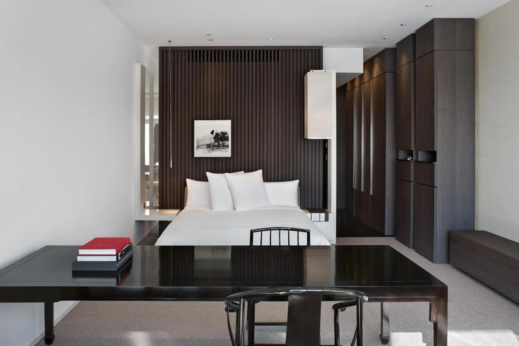 Photo of the whole room in Park Hyatt Shanghai