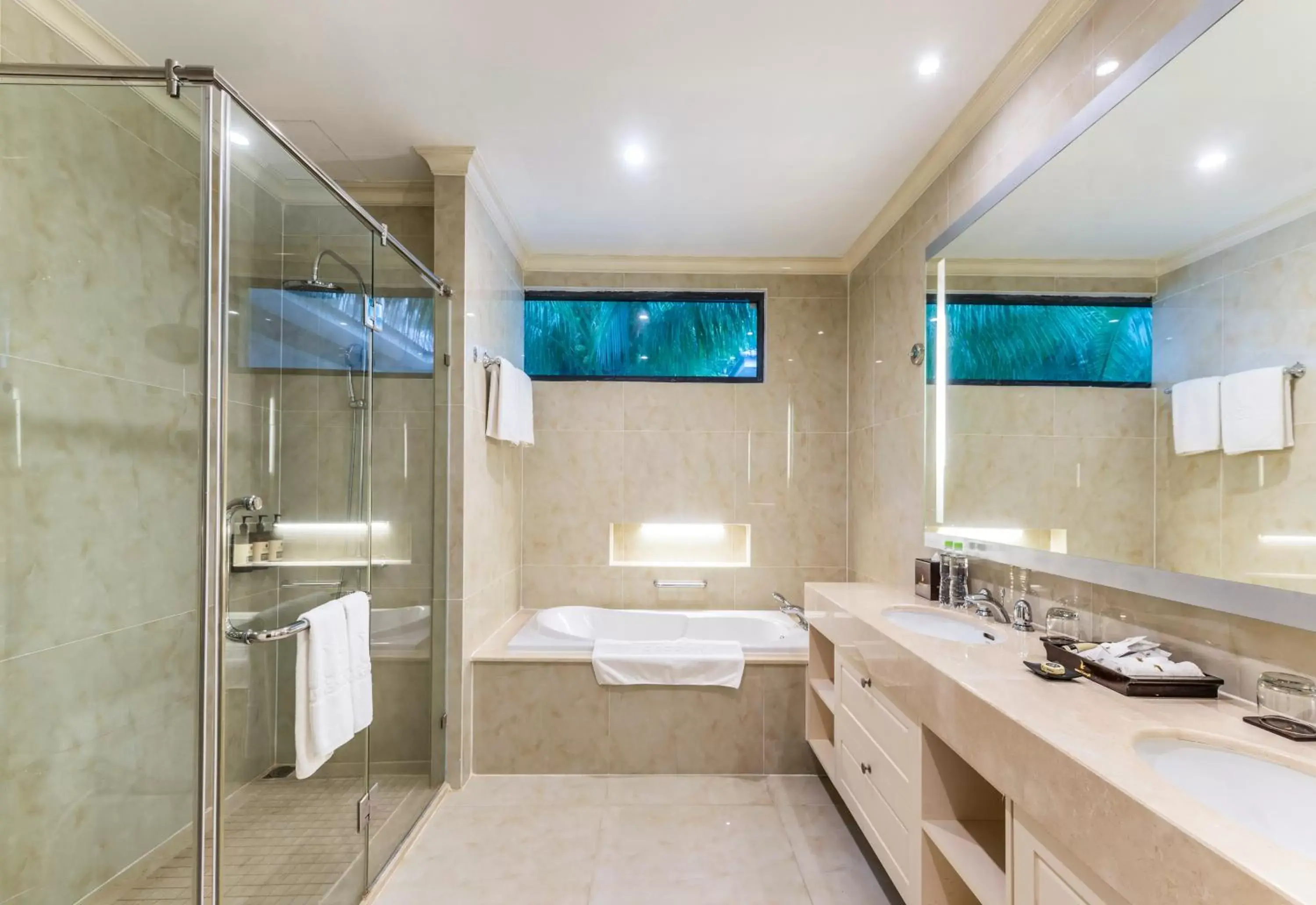 Bathroom in Vinpearl Resort & Spa Nha Trang Bay