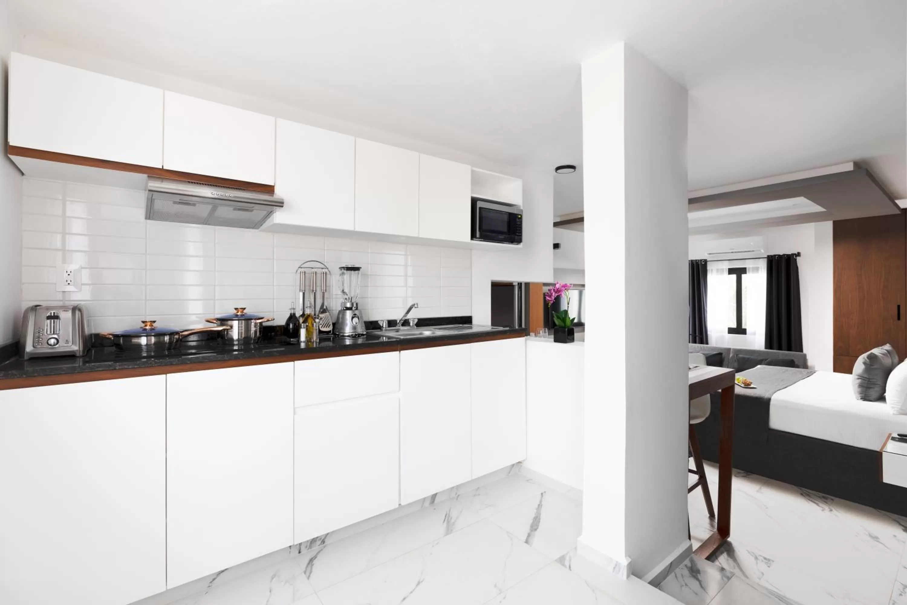 Kitchen or kitchenette in Seven Boutique Apartments Cancún
