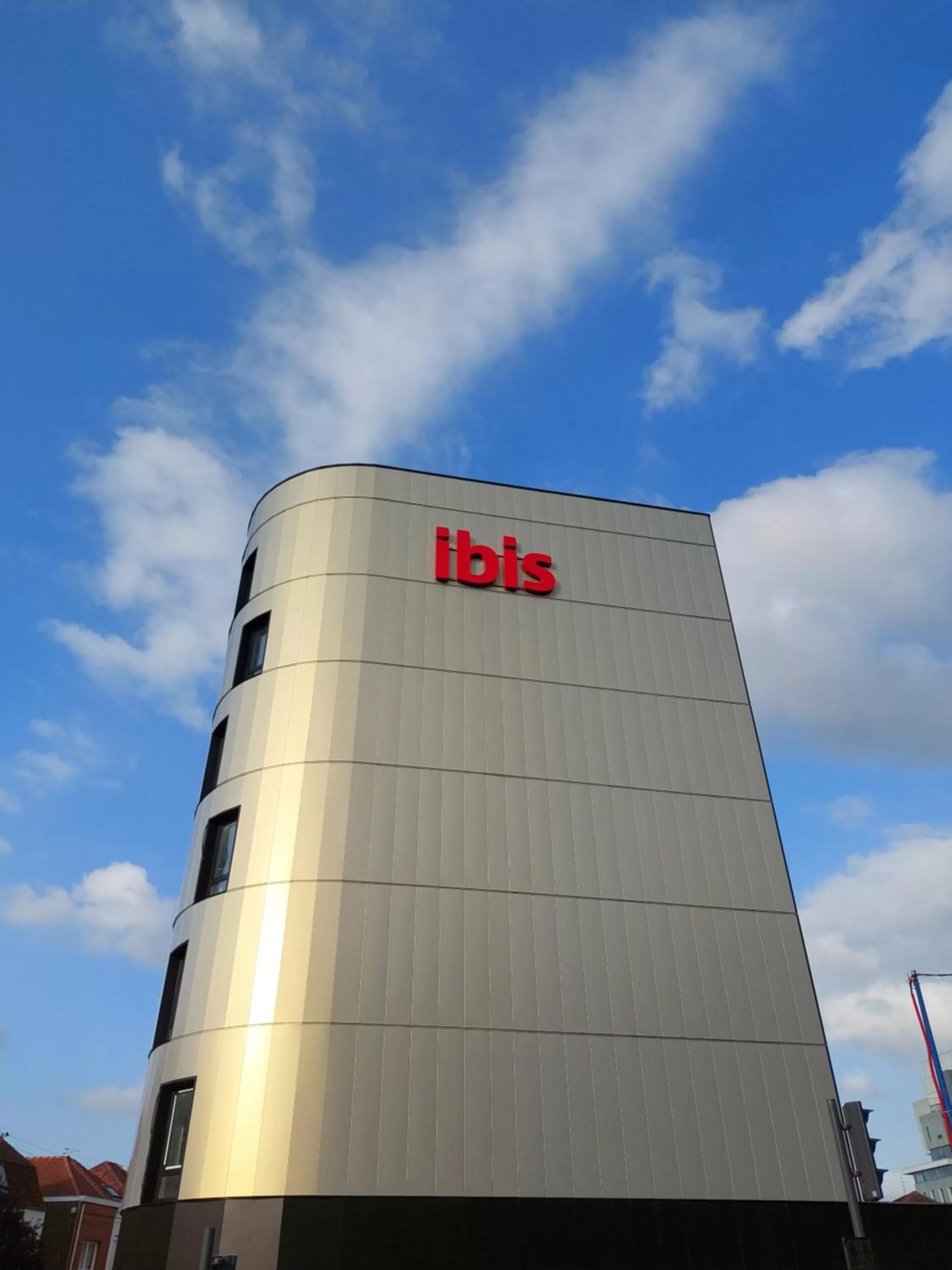 Property building in ibis Bethune Centre Gare