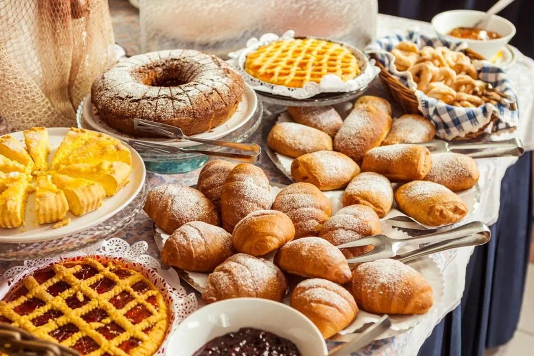 Restaurant/places to eat in Hotel Resort Marinella