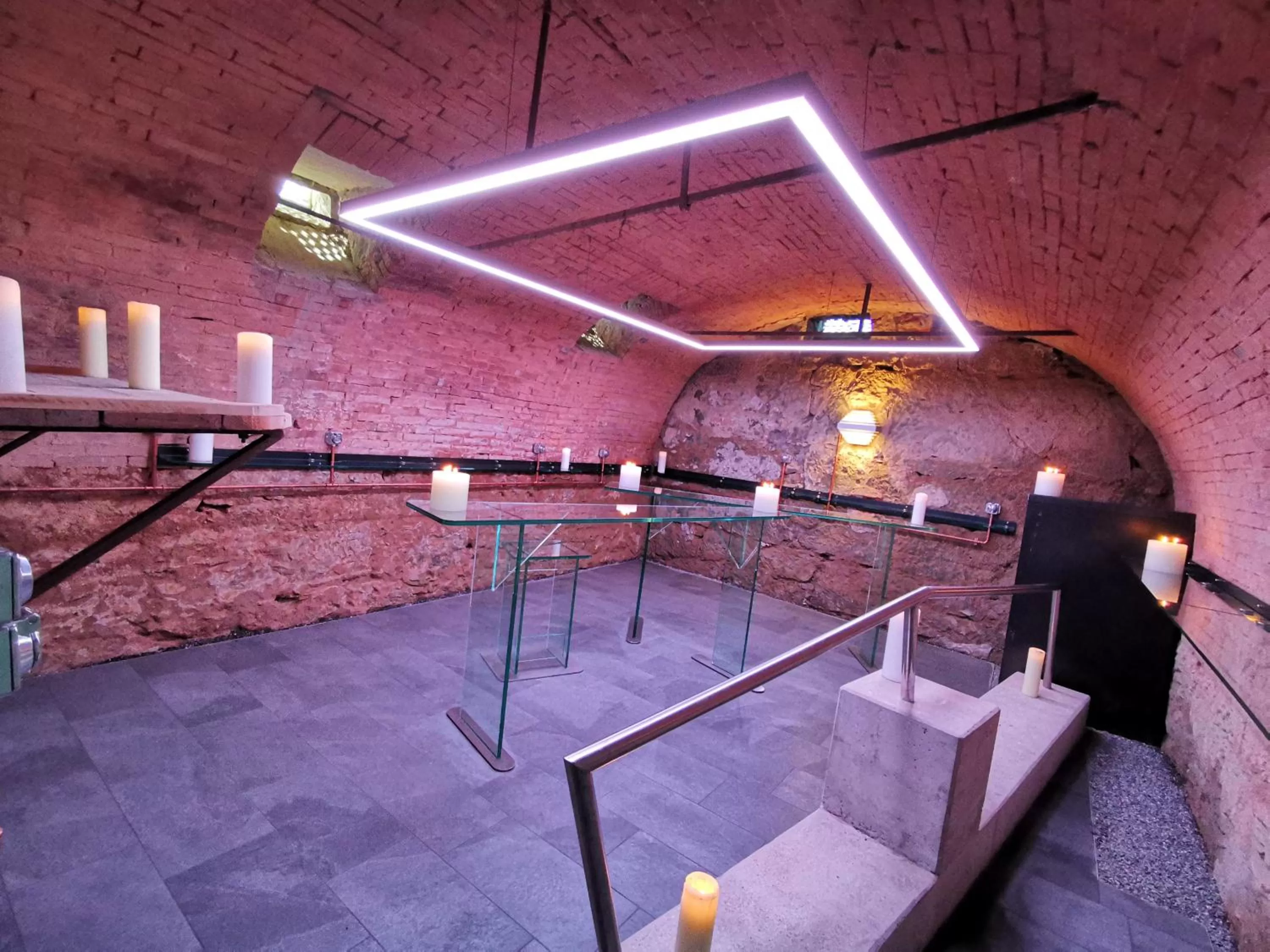 Area and facilities in Boutique Hotel BS16 before Bern City Parking gratis