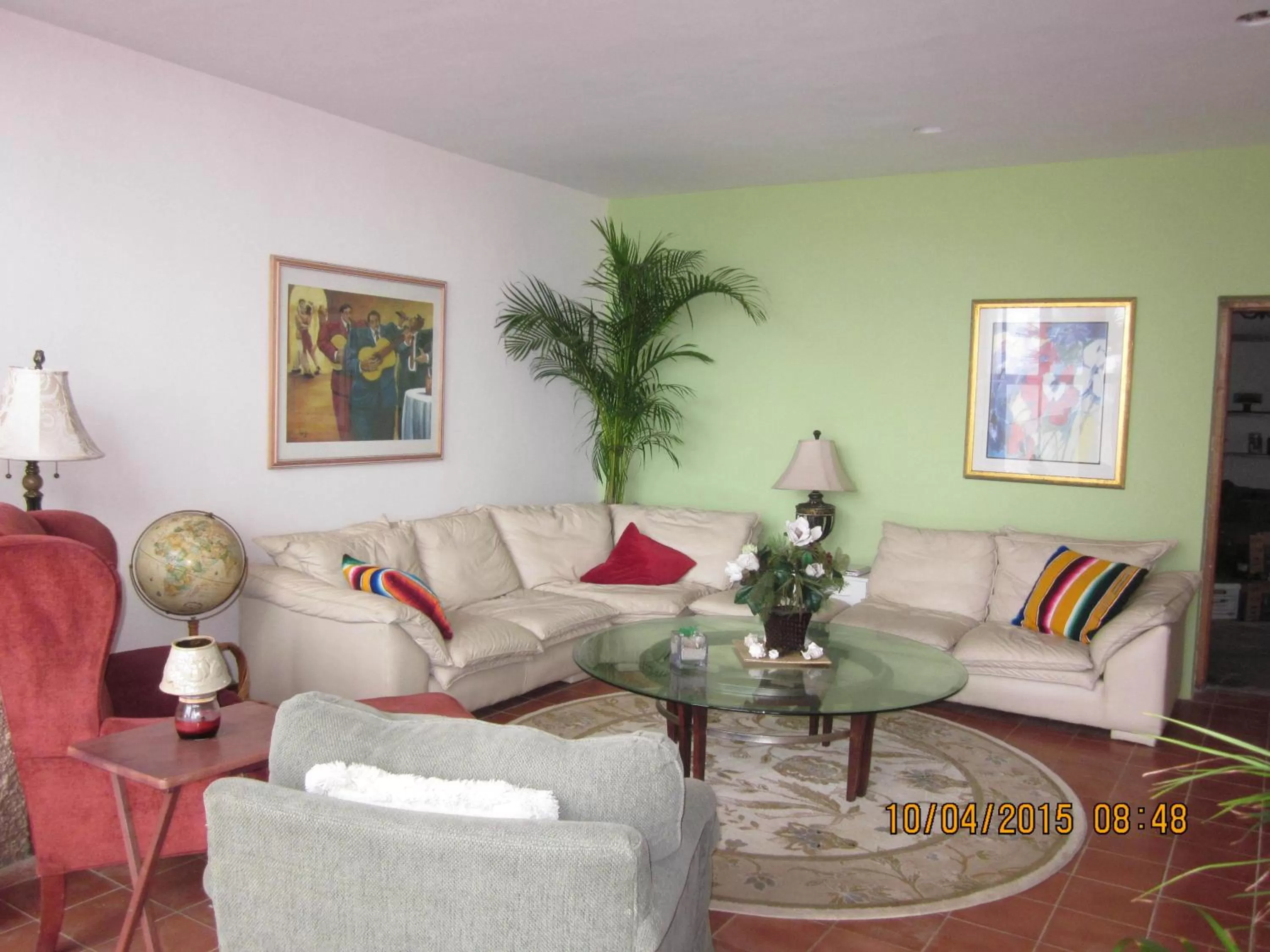 Living room, Seating Area in Hacienda Rancho Santini