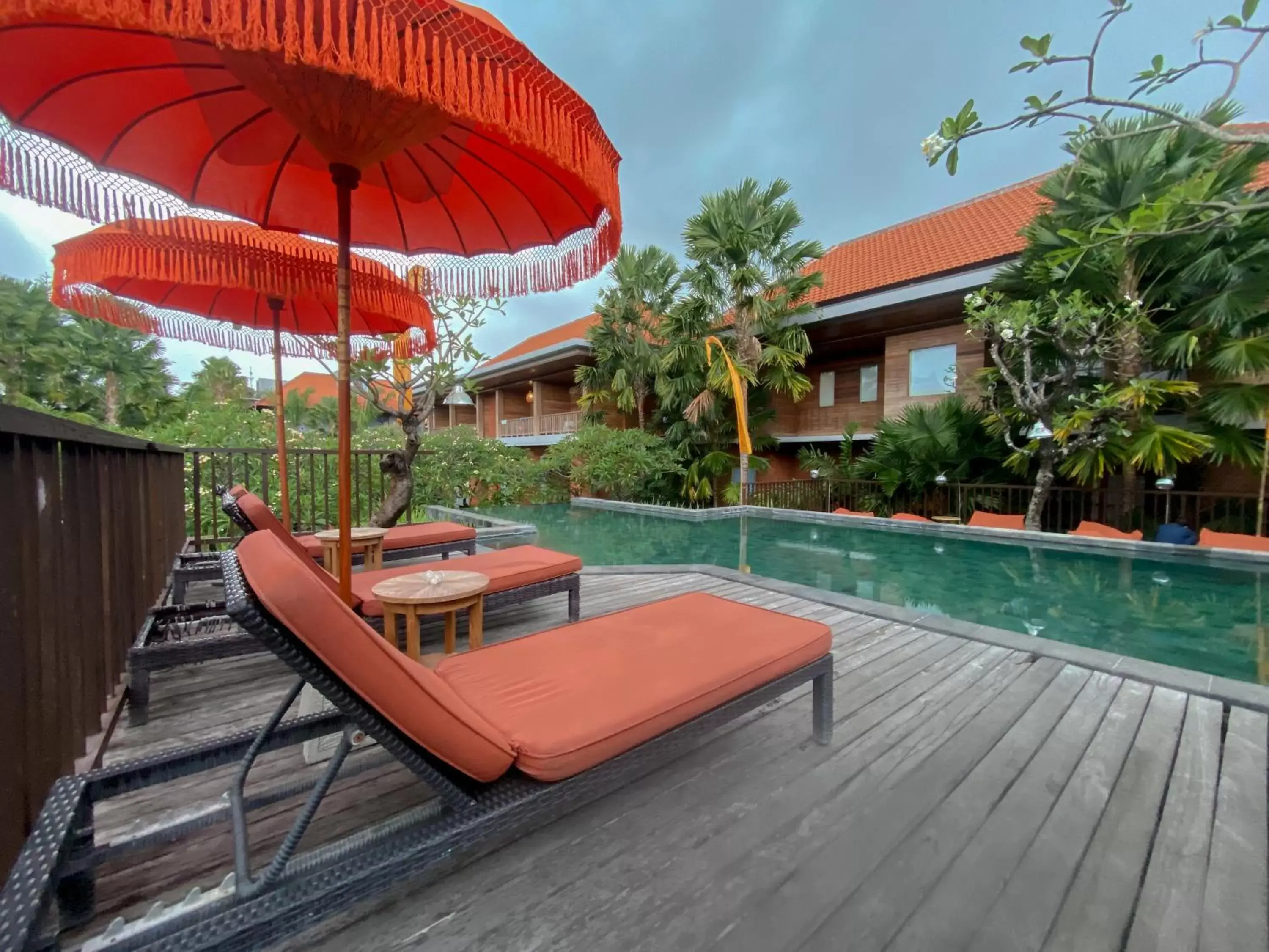 Swimming Pool in Fourteen Roses Boutique Hotel, Kuta