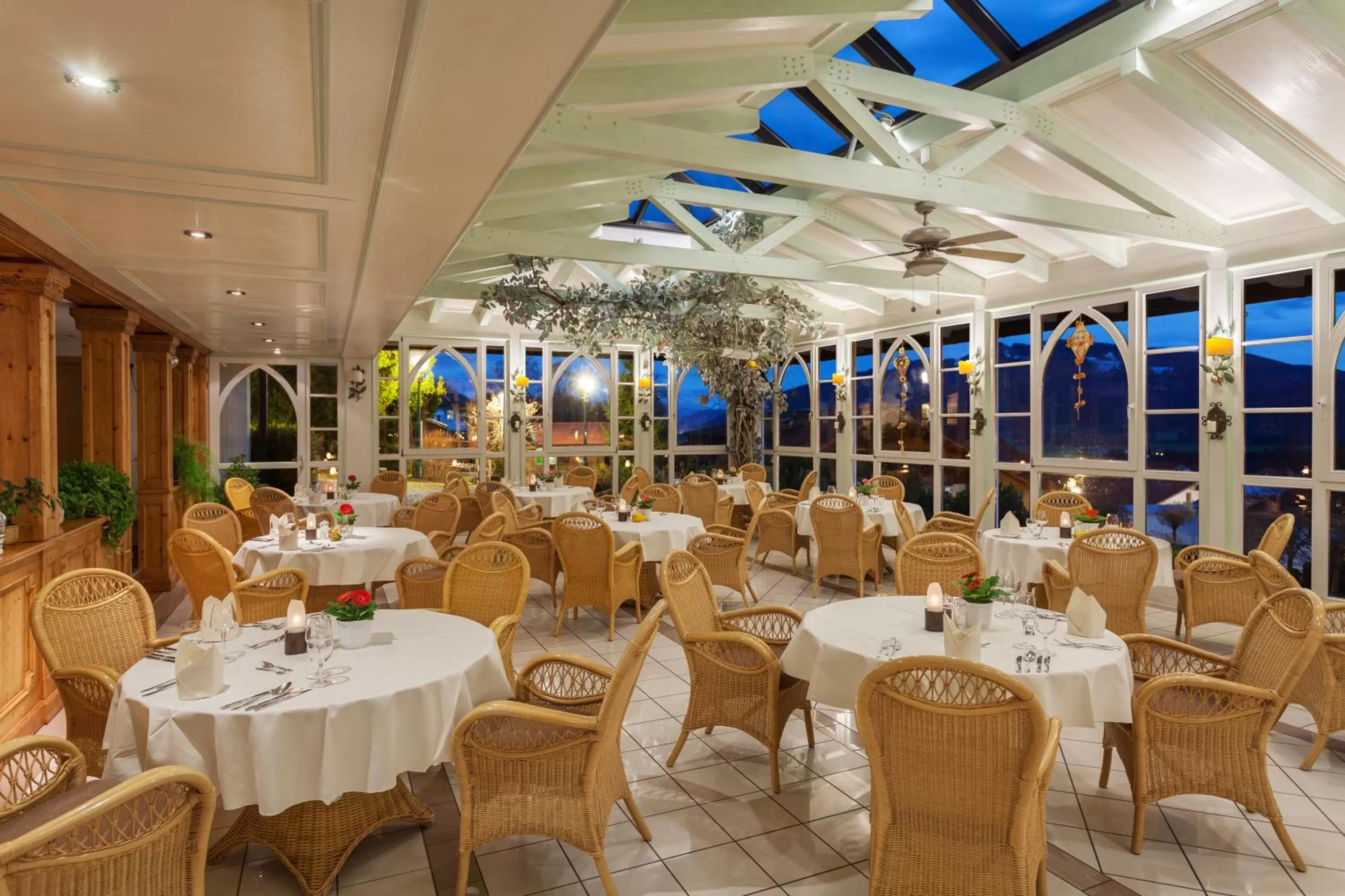 Restaurant/places to eat in Parkhotel Tannenhof