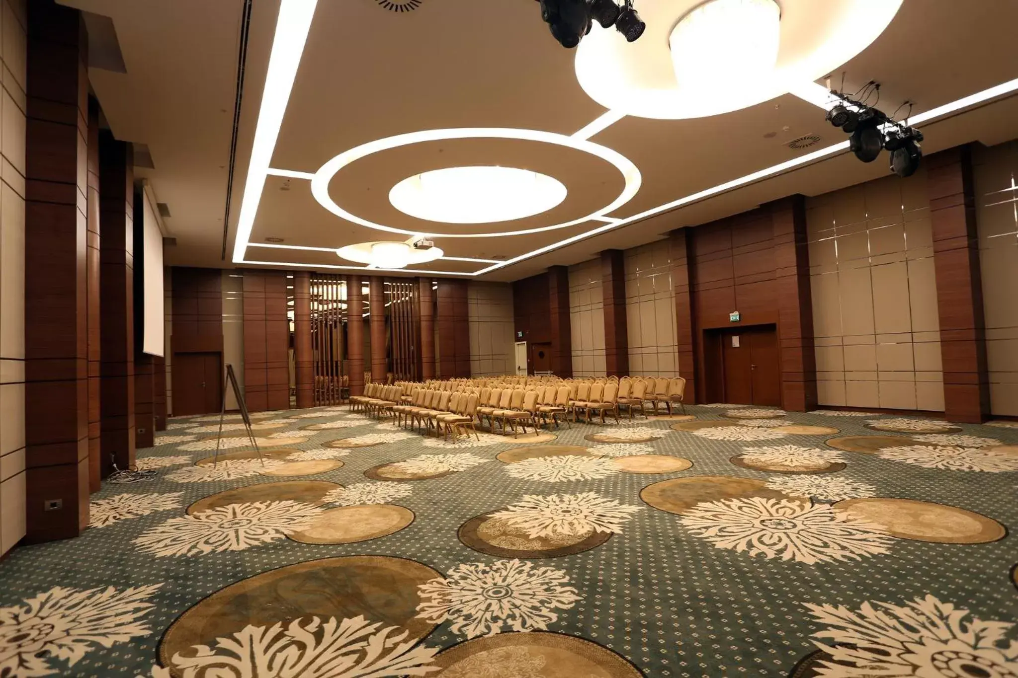 Meeting/conference room, Banquet Facilities in Holiday Inn Ankara - Cukurambar, an IHG Hotel