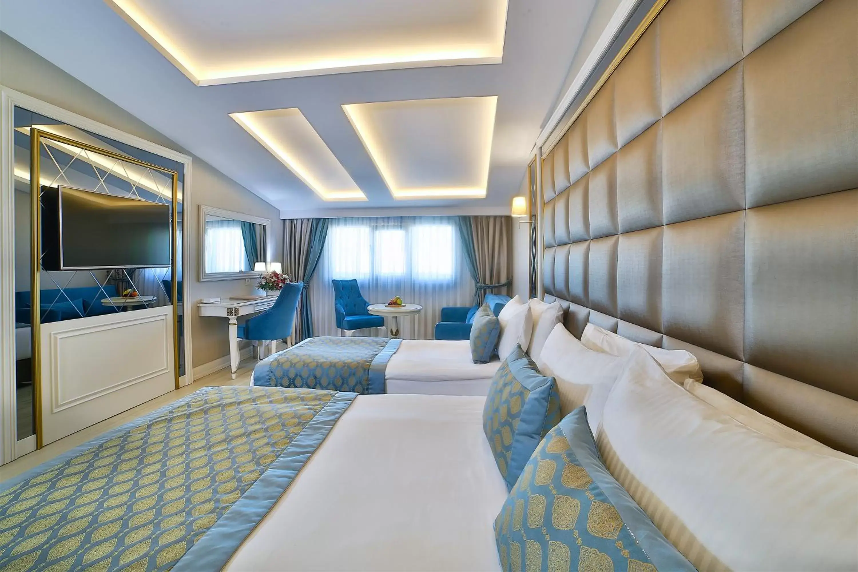 Bed, Seating Area in Büke Hotel