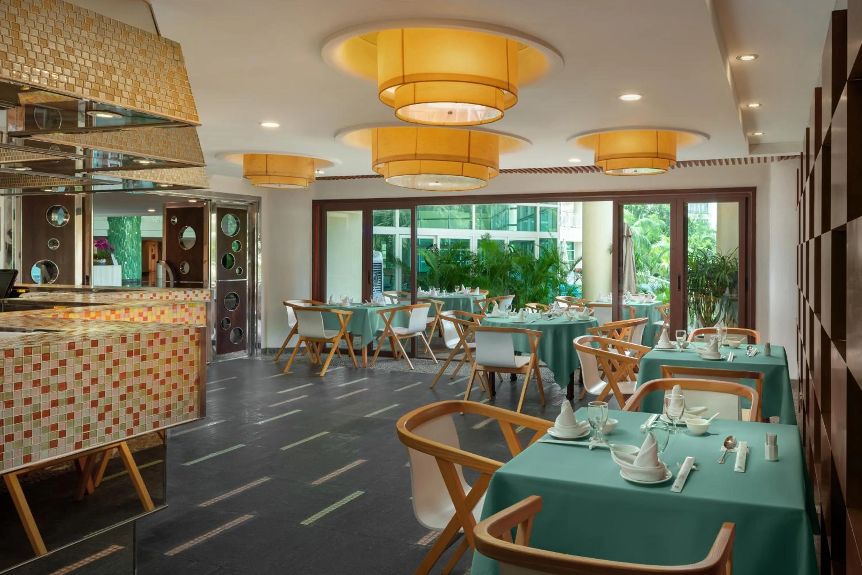 Restaurant/Places to Eat in Sunshine Resort Intime Sanya