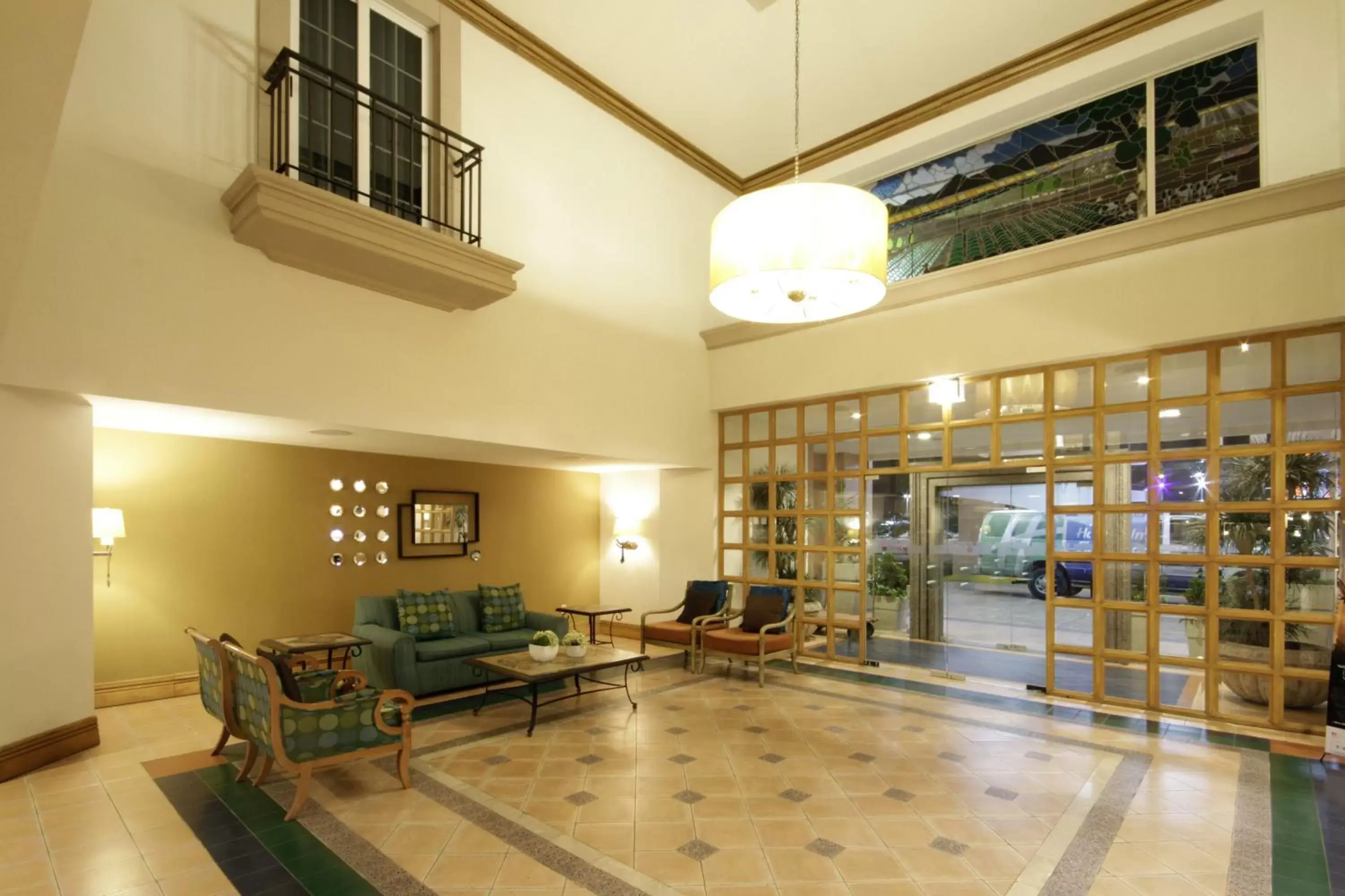 Lobby or reception, Lobby/Reception in Holiday Inn Express Torreon, an IHG Hotel