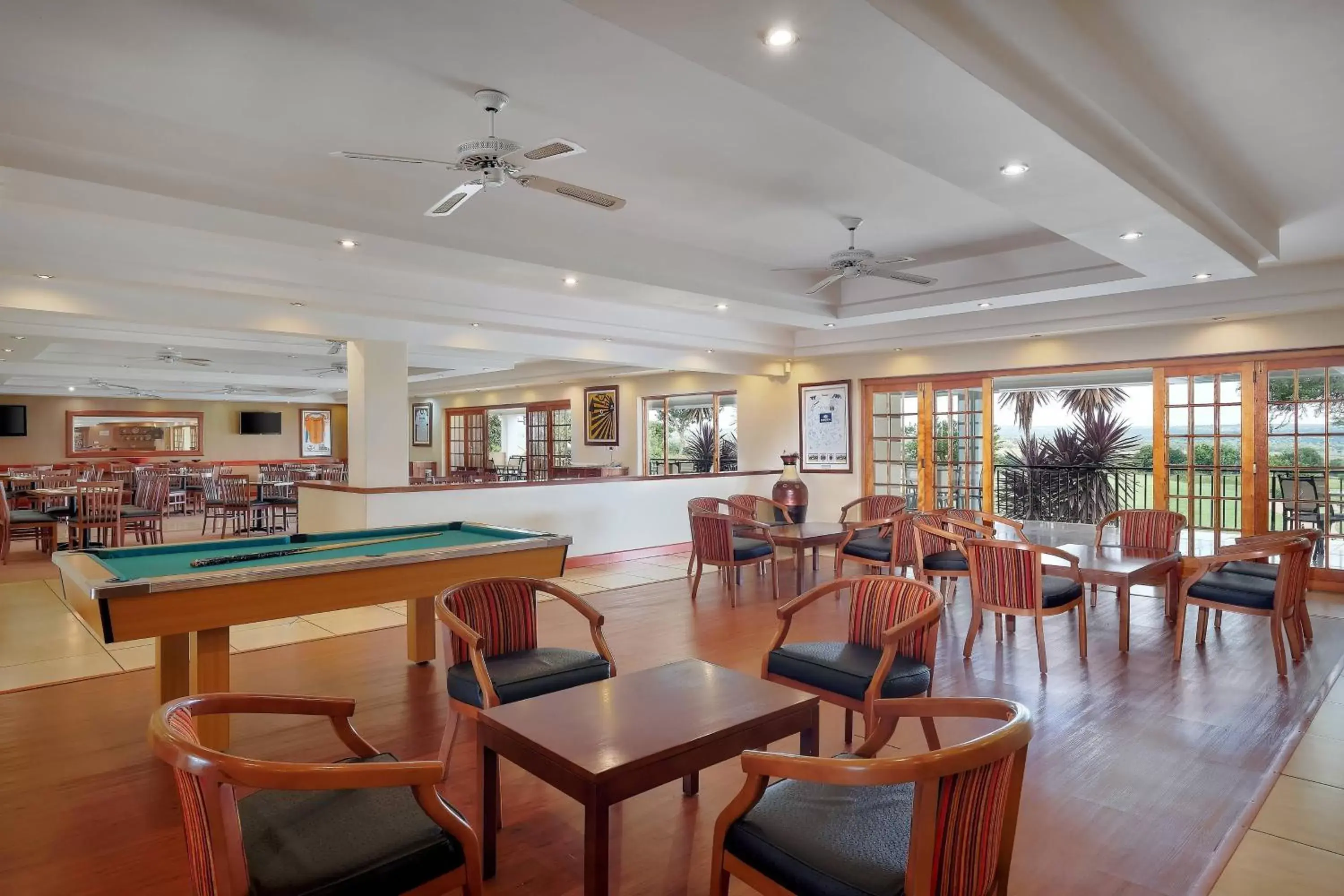 Golfcourse, Lounge/Bar in Protea Hotel by Marriott Polokwane Ranch Resort