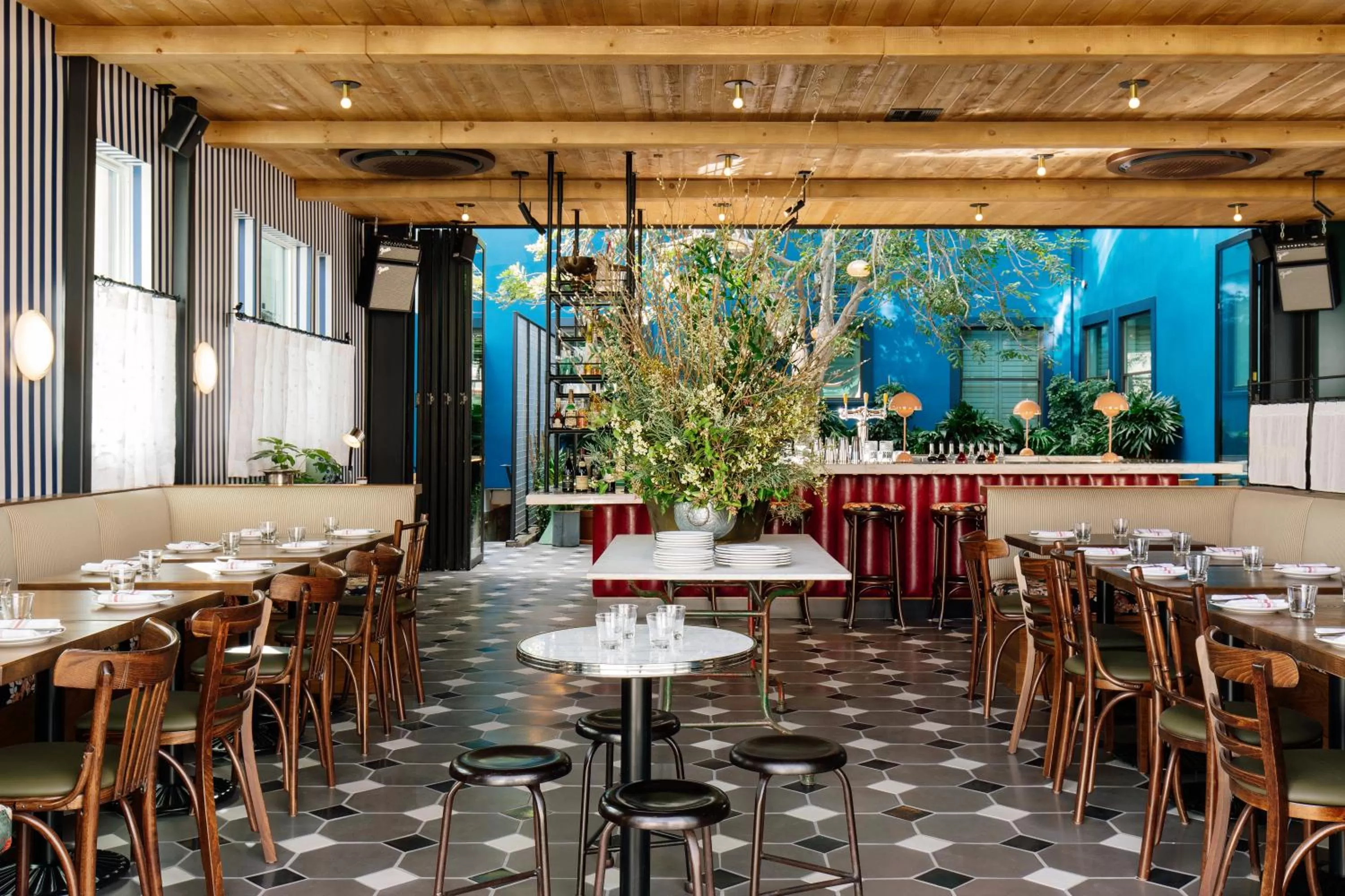 Restaurant/places to eat in Palihotel Culver City