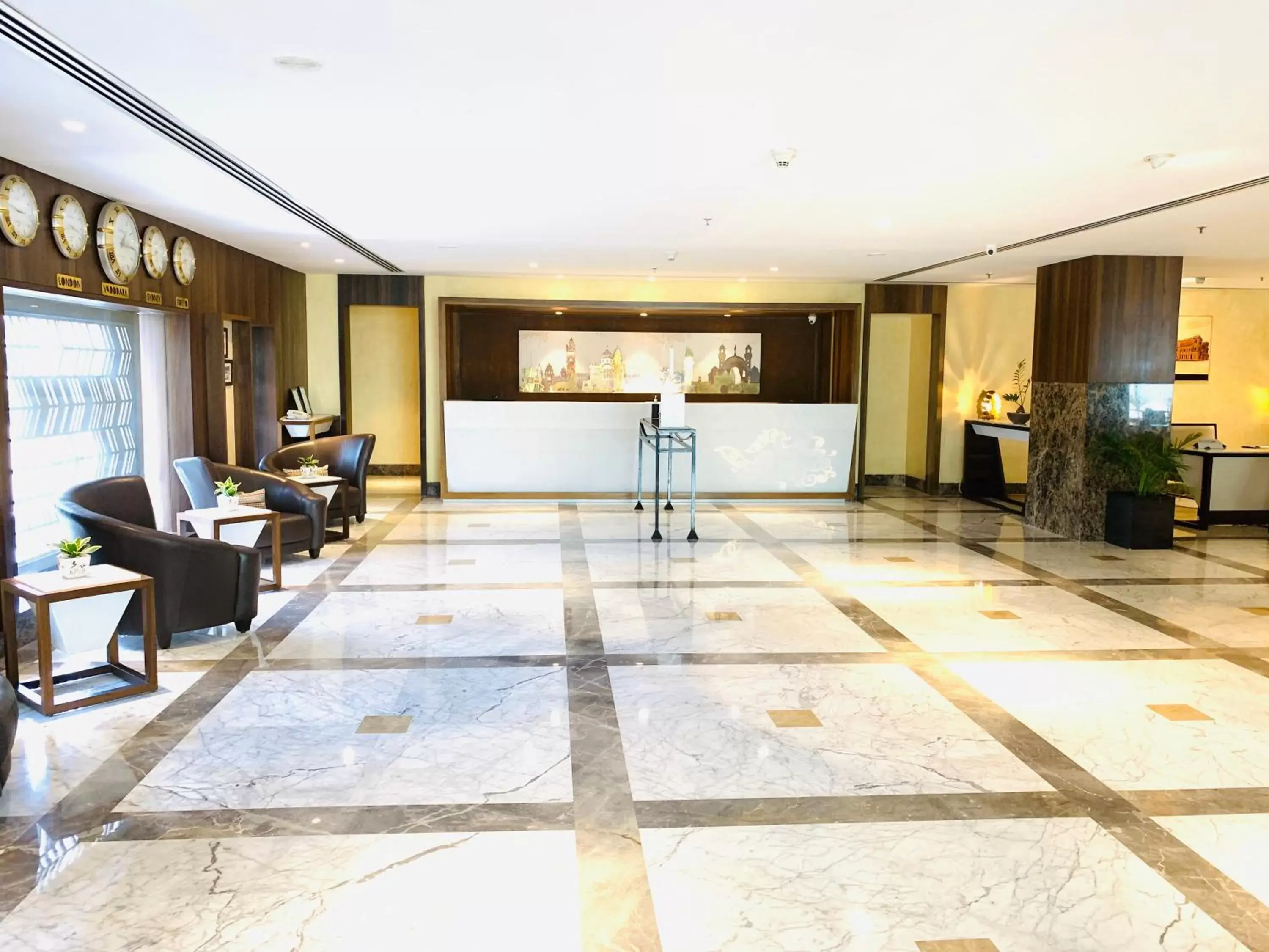 Lobby or reception in Vivanta Vadodara Lobby or reception in Vivanta Vadodara