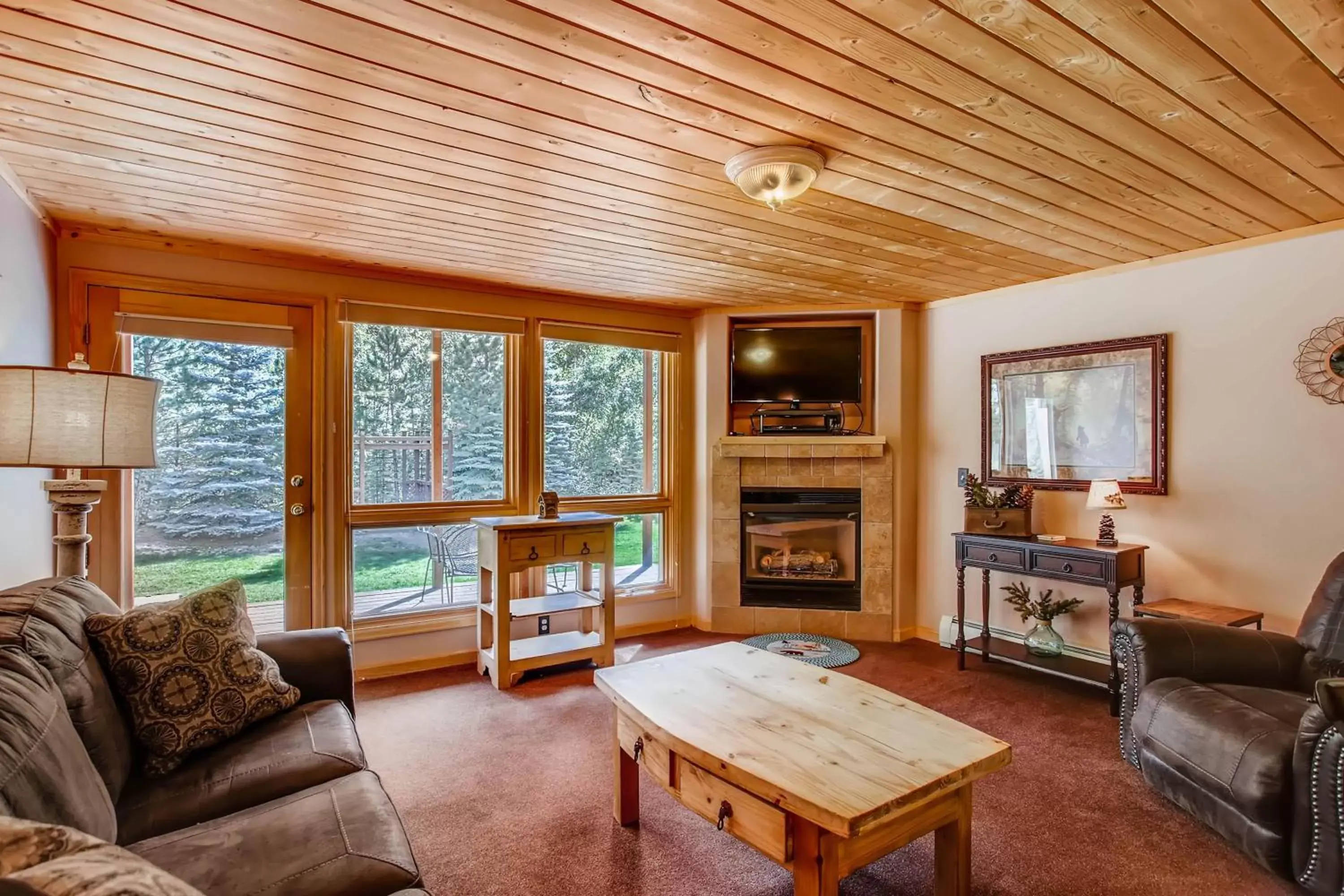 Seating Area in Estes Park Condos