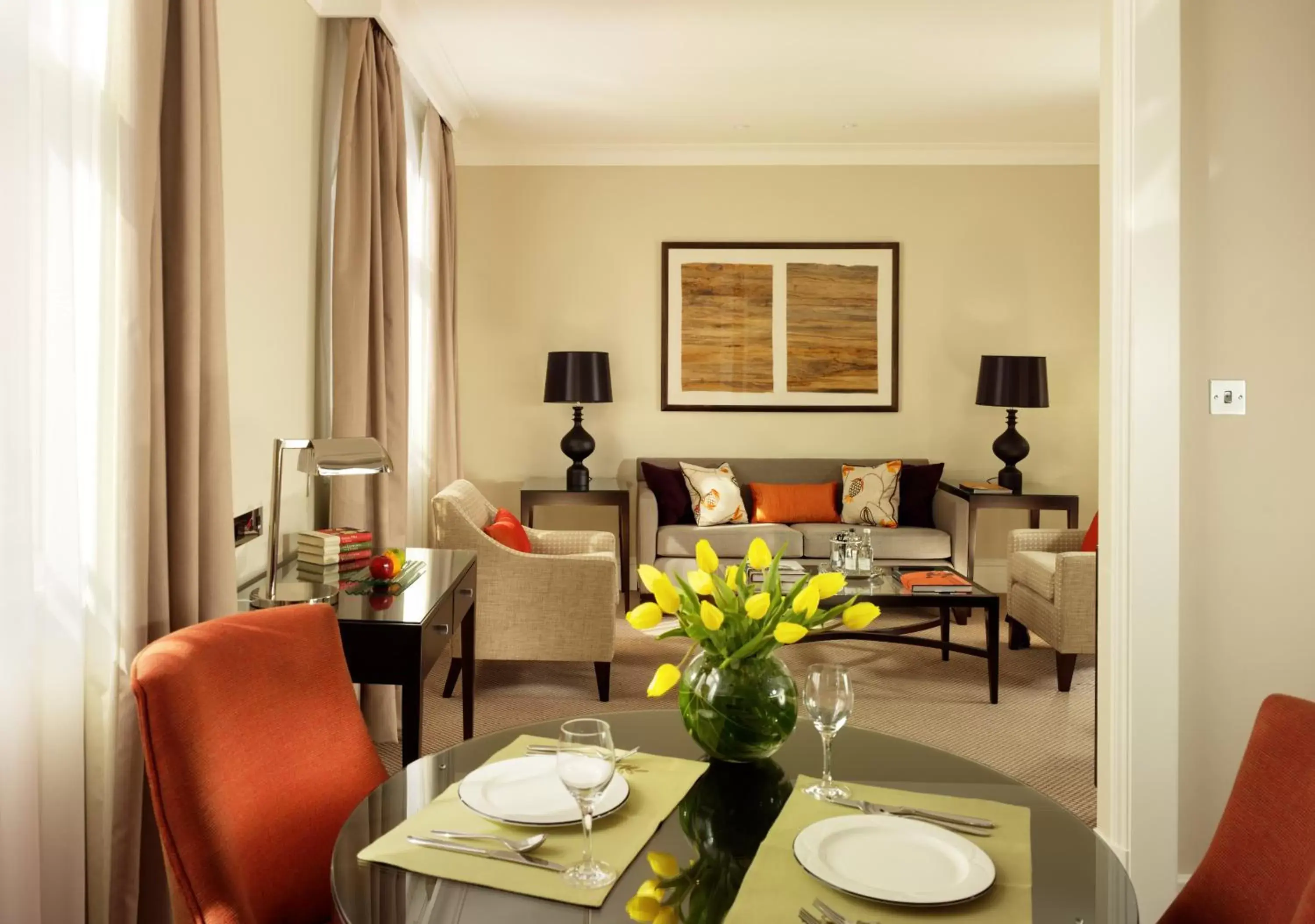 Communal lounge/ TV room, Restaurant/Places to Eat in Taj 51 Buckingham Gate Suites and Residences