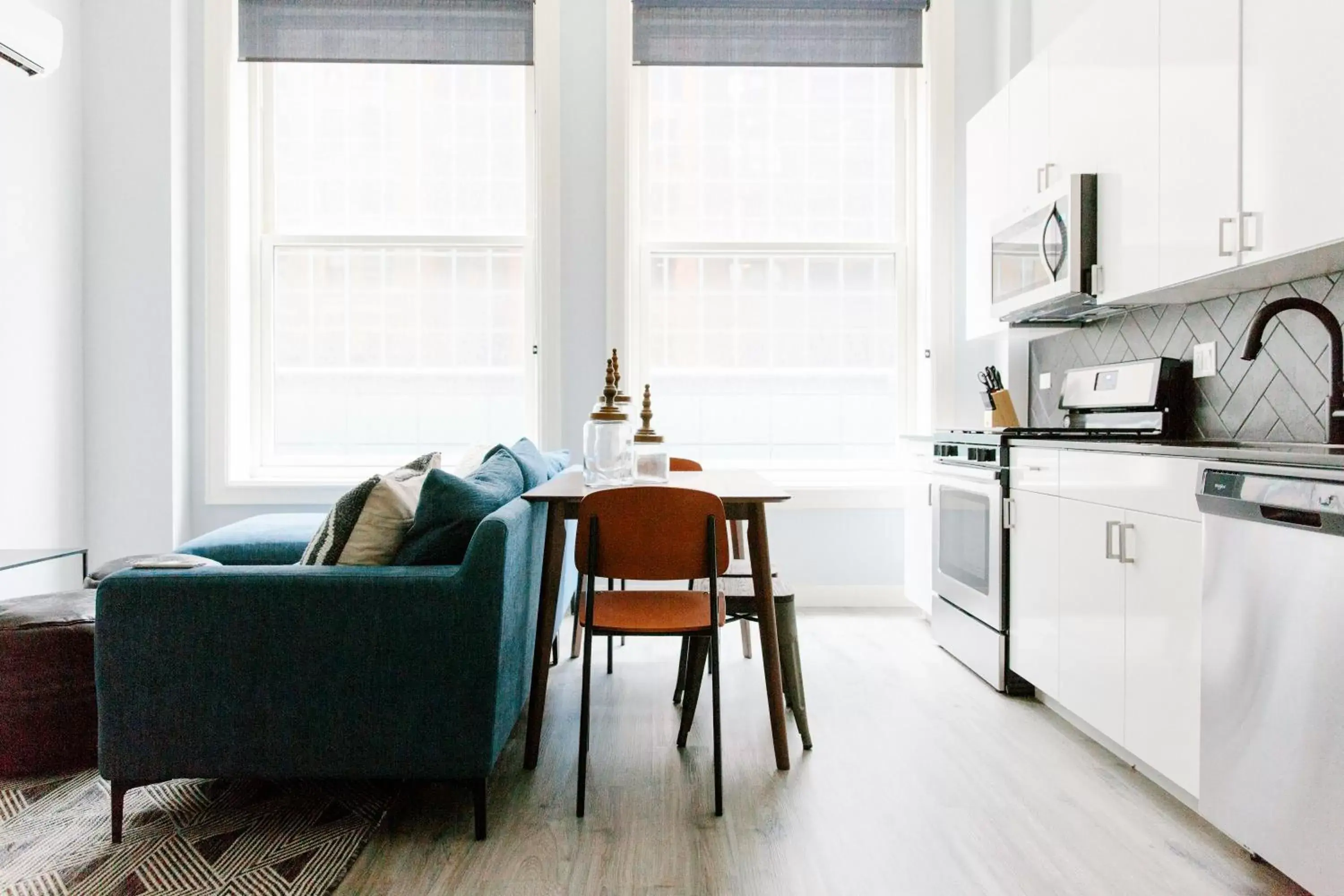 Living room, Seating Area in Sonder The Plymouth