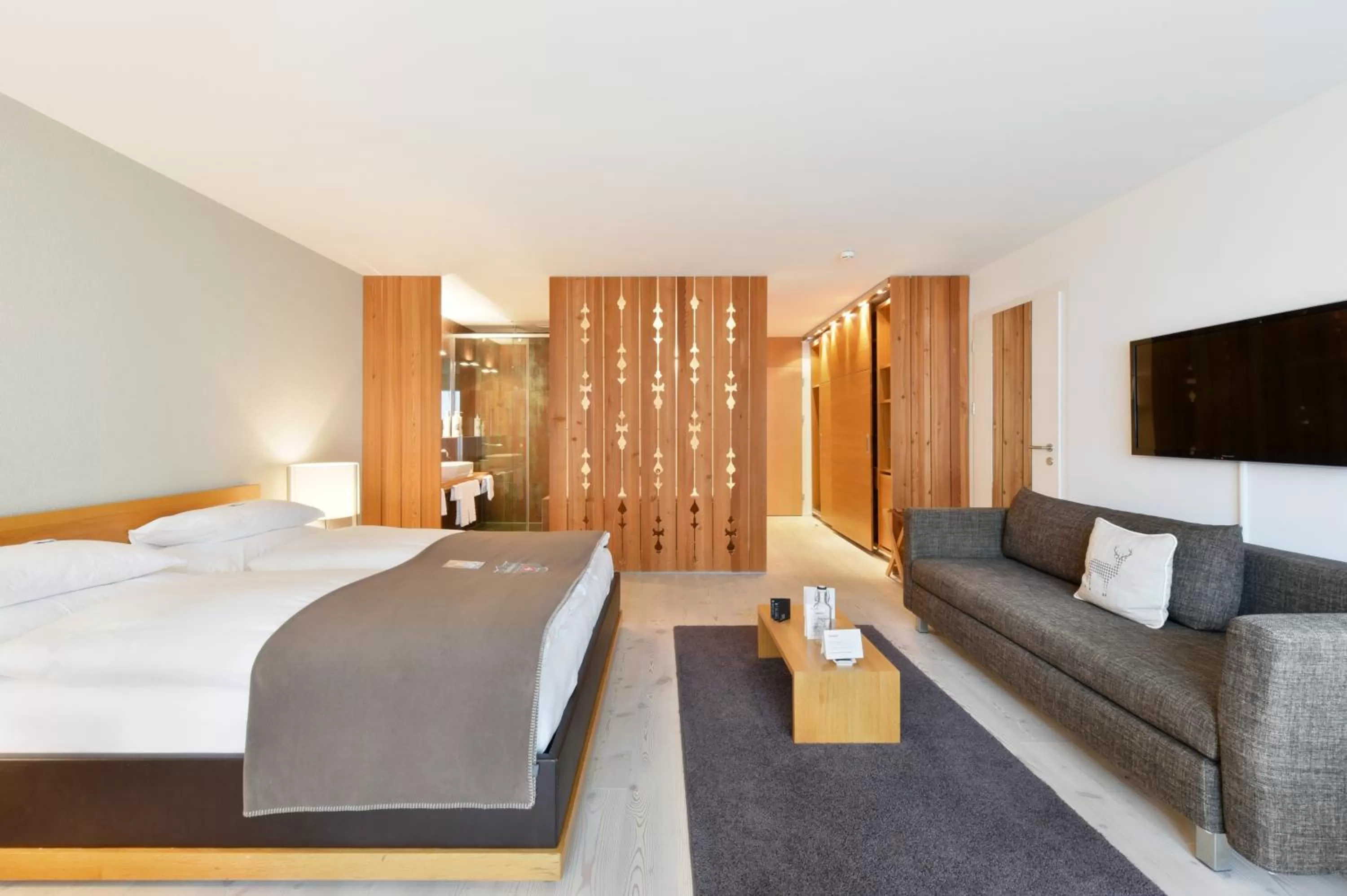 Superior Single Room - single occupancy in Hotel Schweizerhof Lenzerheide