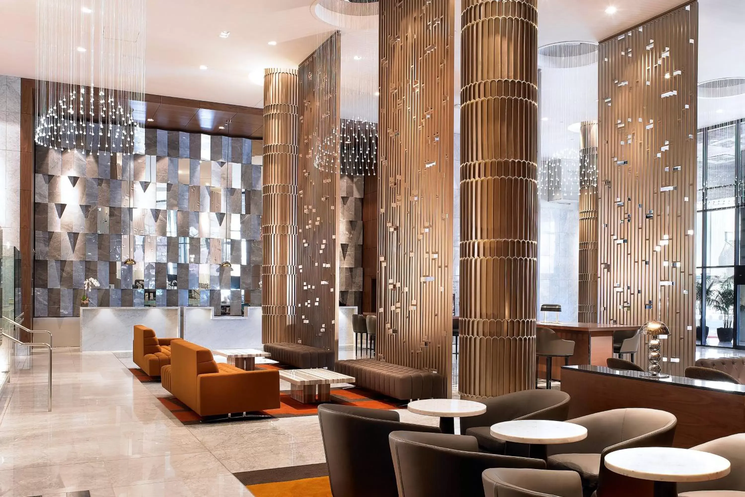 Lobby or reception, Lounge/Bar in Sheraton Grand Los Angeles