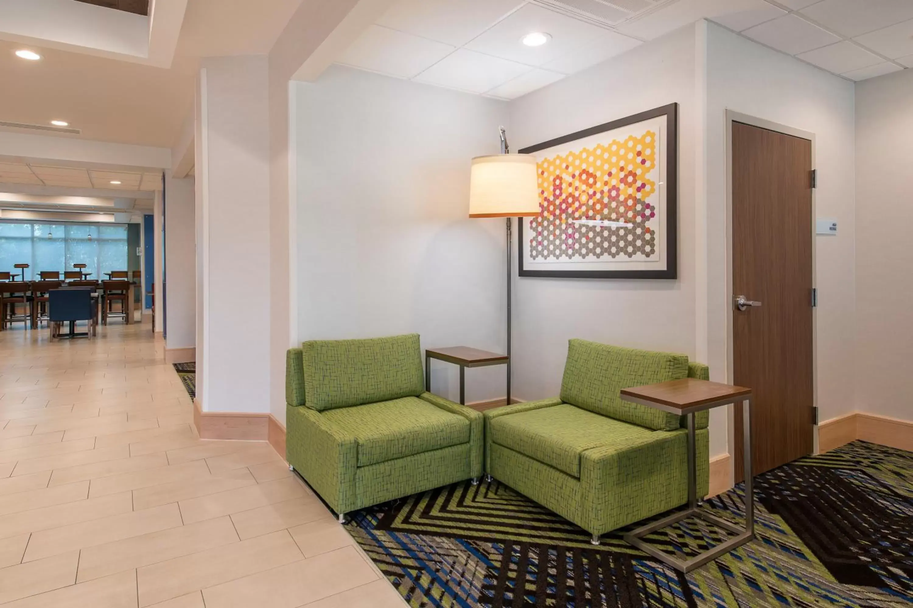 Property building, Seating Area in Holiday Inn Express & Suites Columbia-I-26 @ Harbison Blvd, an IHG Hotel