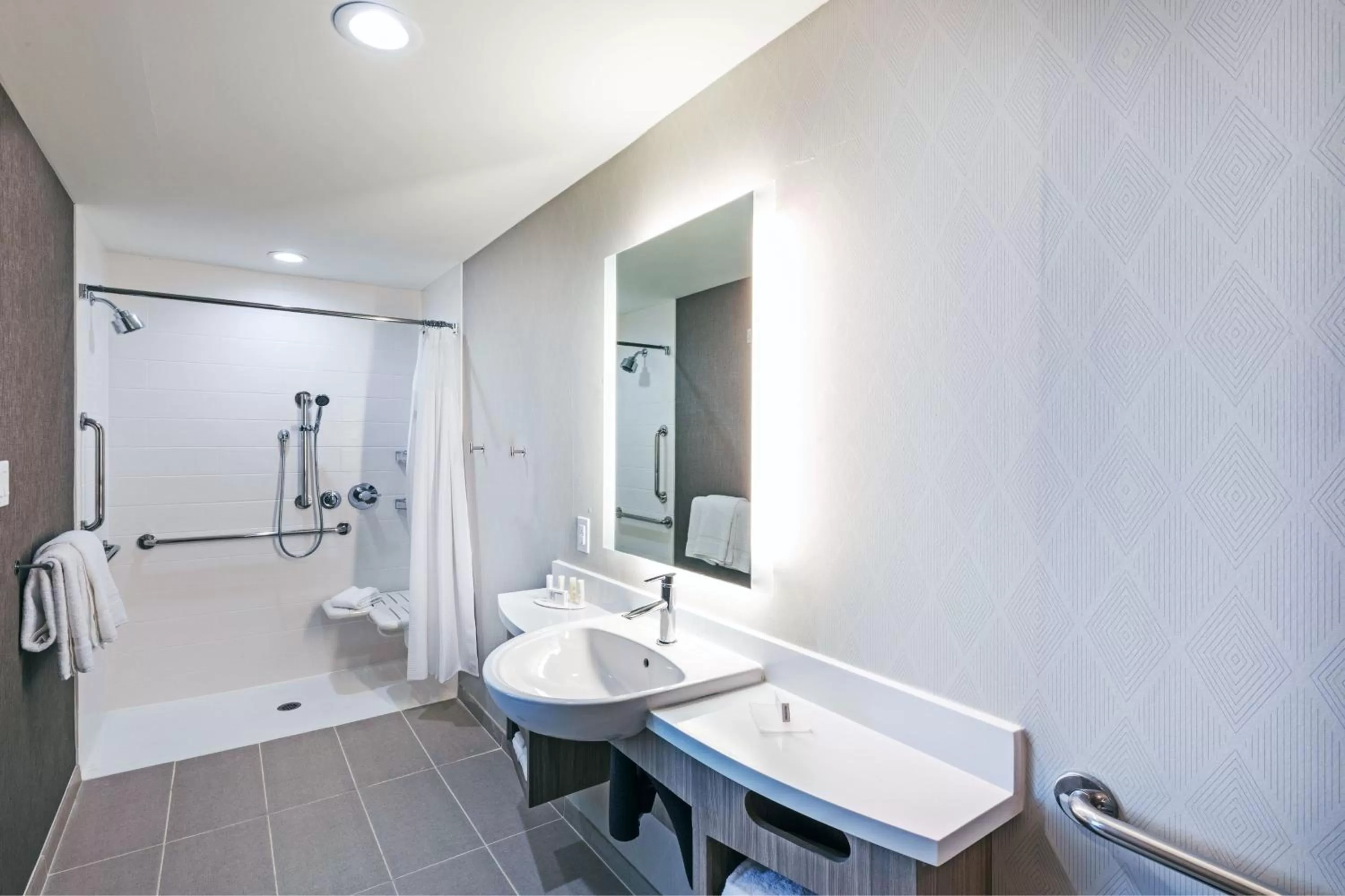 Bathroom in SpringHill Suites by Marriott Austin West/Lakeway