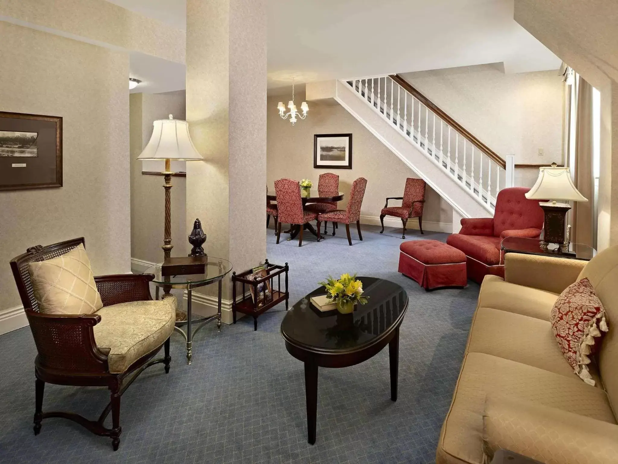 Photo of the whole room, Seating Area in Fairmont Hotel Macdonald