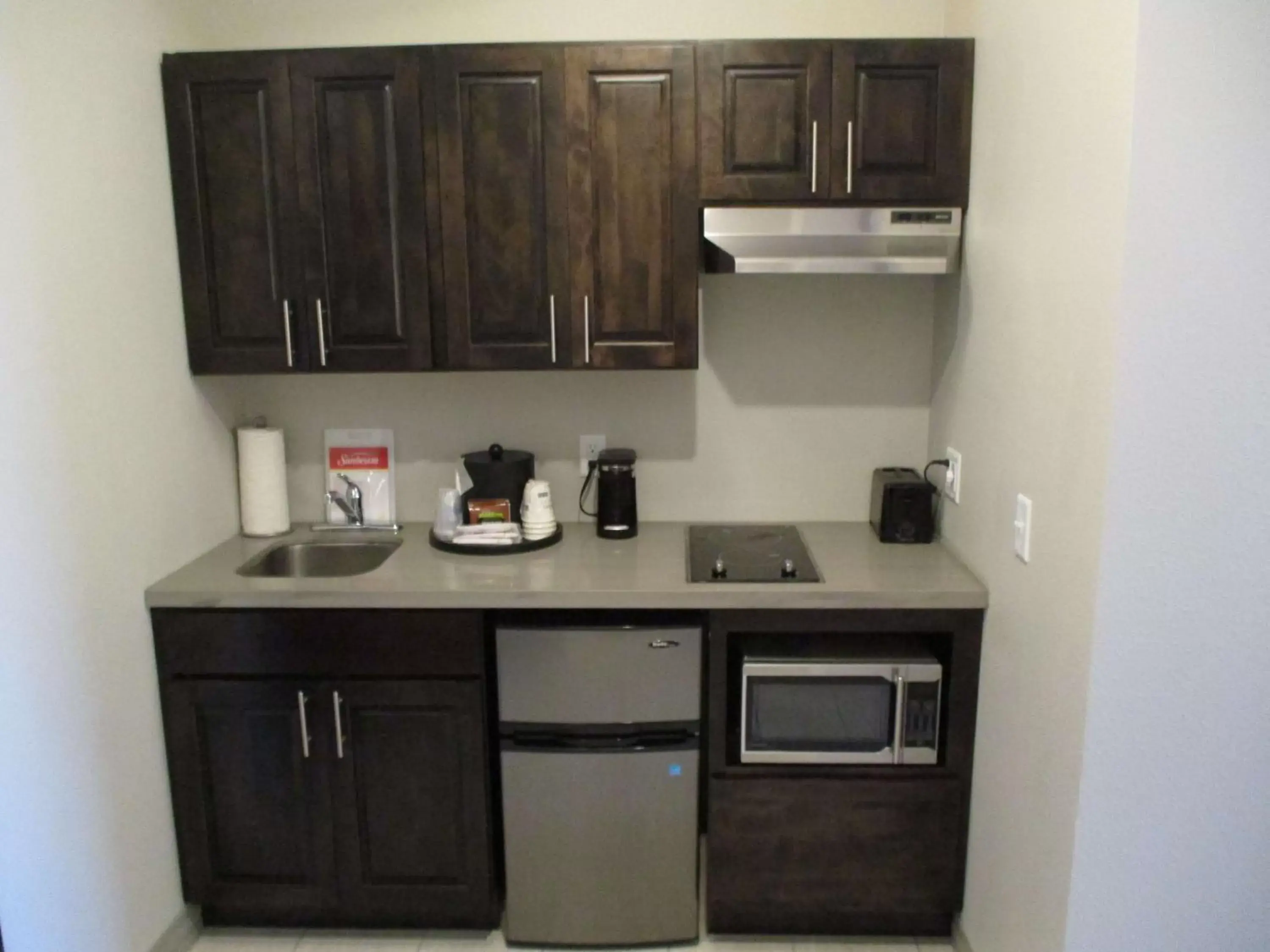 King Suite with Kitchenette in Best Western Plus Saint Peter King Suite with Kitchenette in Best Western Plus Saint Peter