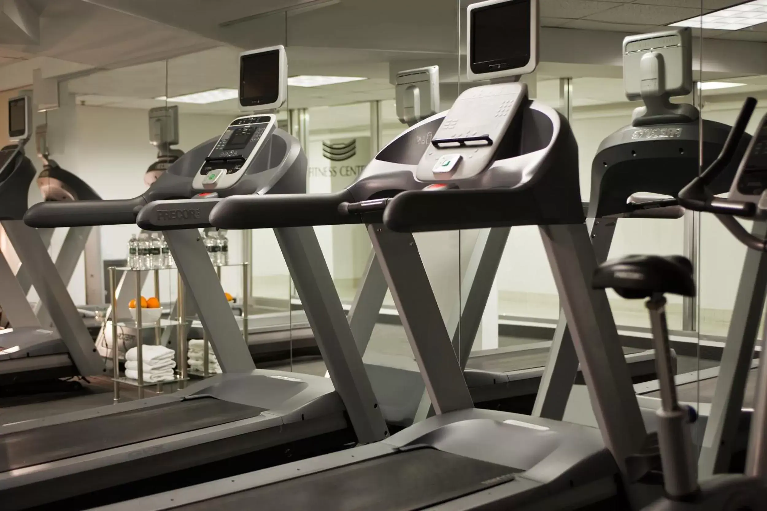 Fitness centre/facilities, Fitness Center/Facilities in Washington Plaza Hotel