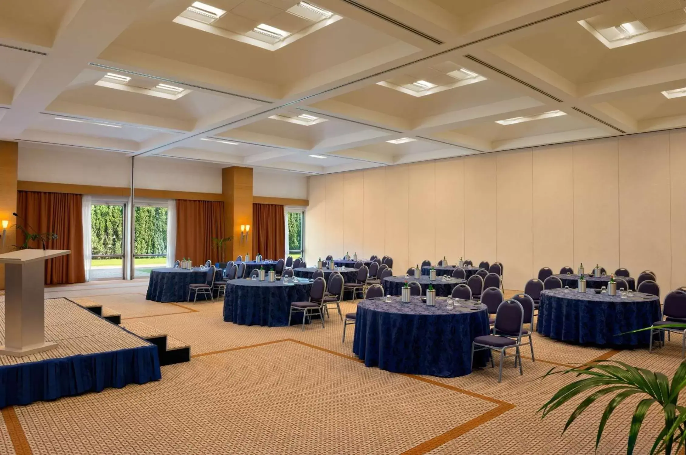 Meeting/conference room in Hilton Rome Airport