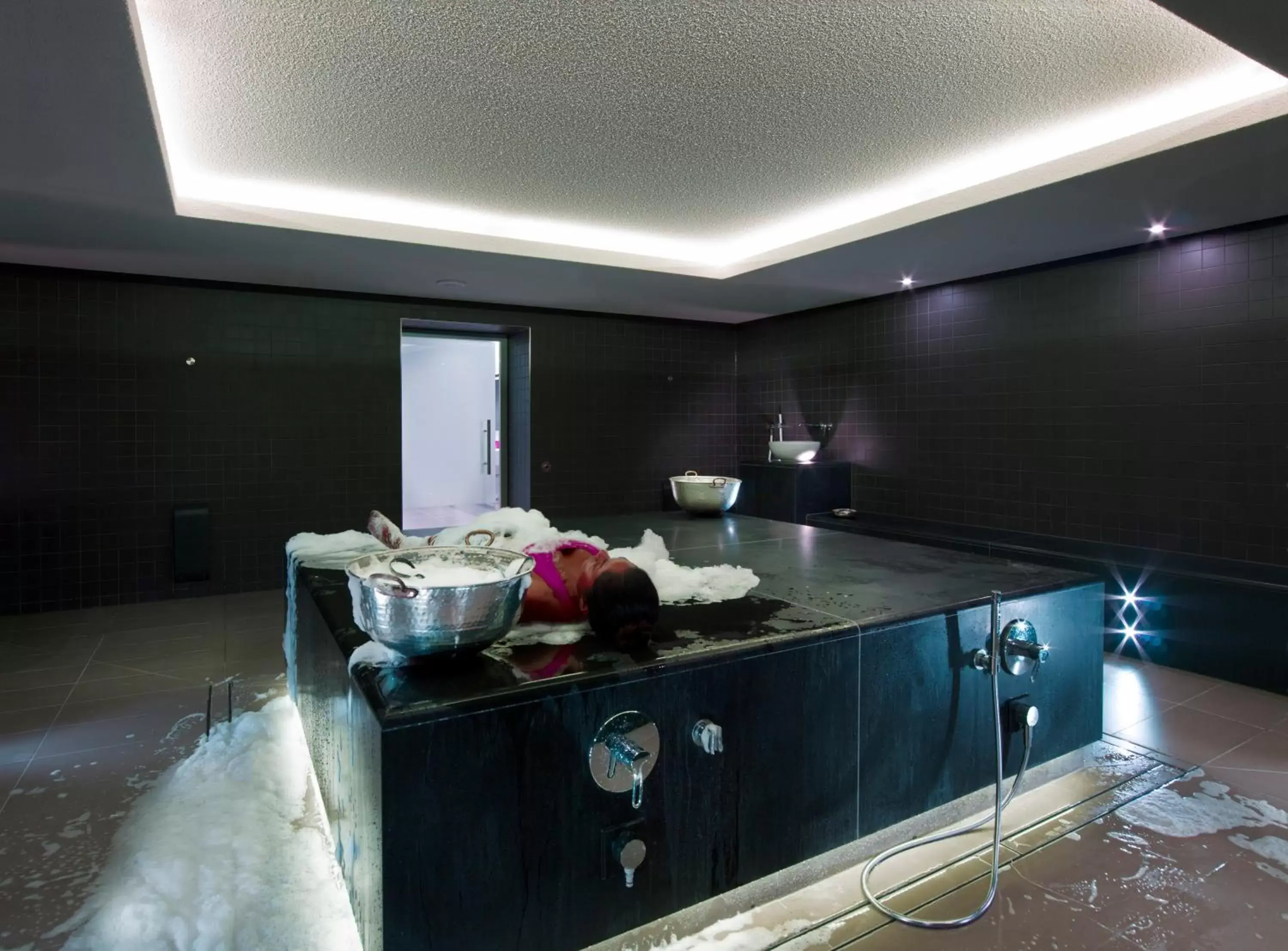 Spa and wellness centre/facilities, Kitchen/Kitchenette in Upper House