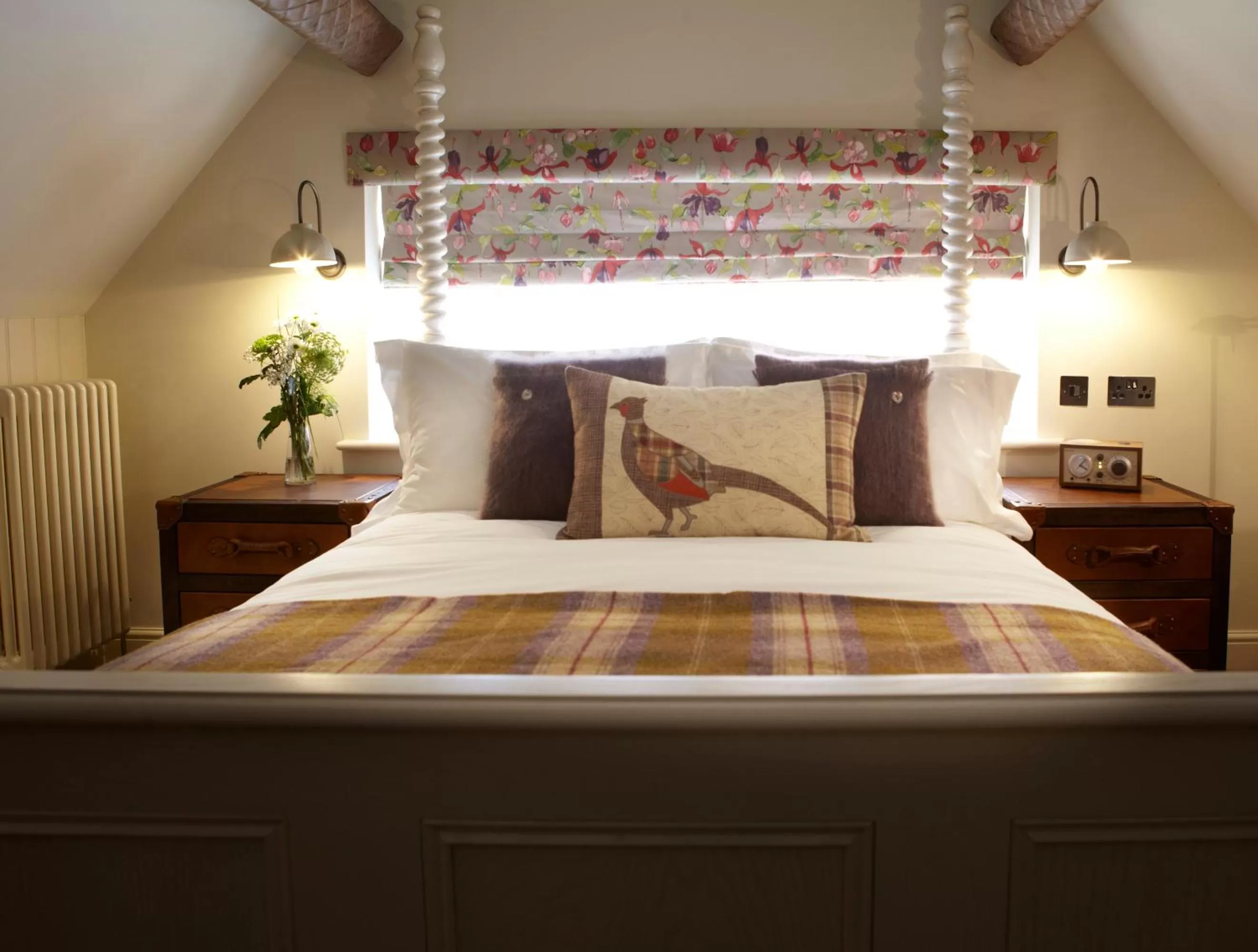 Bed in The Plough Inn & Cottages