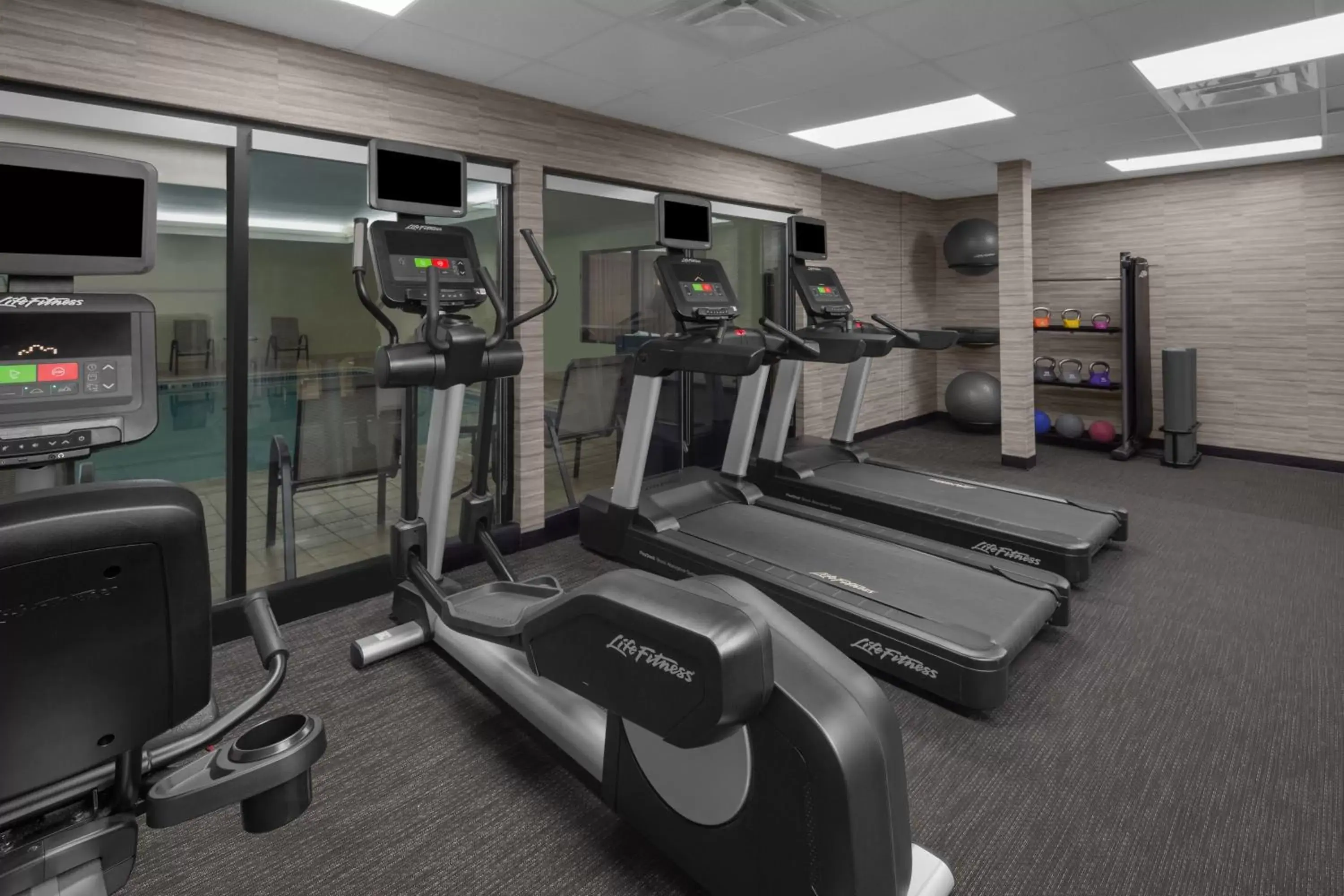 Fitness centre/facilities, Fitness Center/Facilities in Courtyard Detroit Brighton