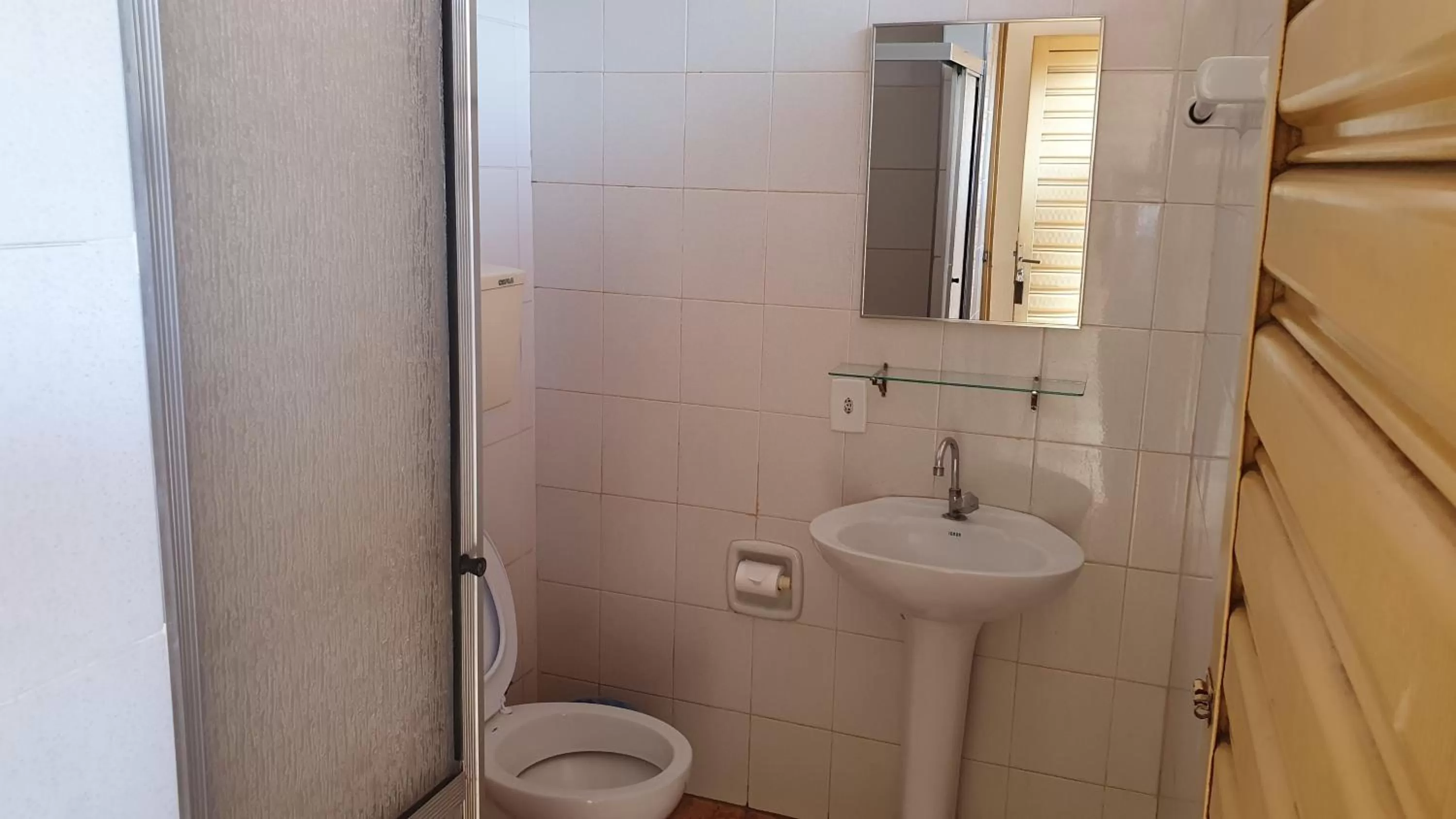 Bathroom in Hotel Sta Mônica Marília