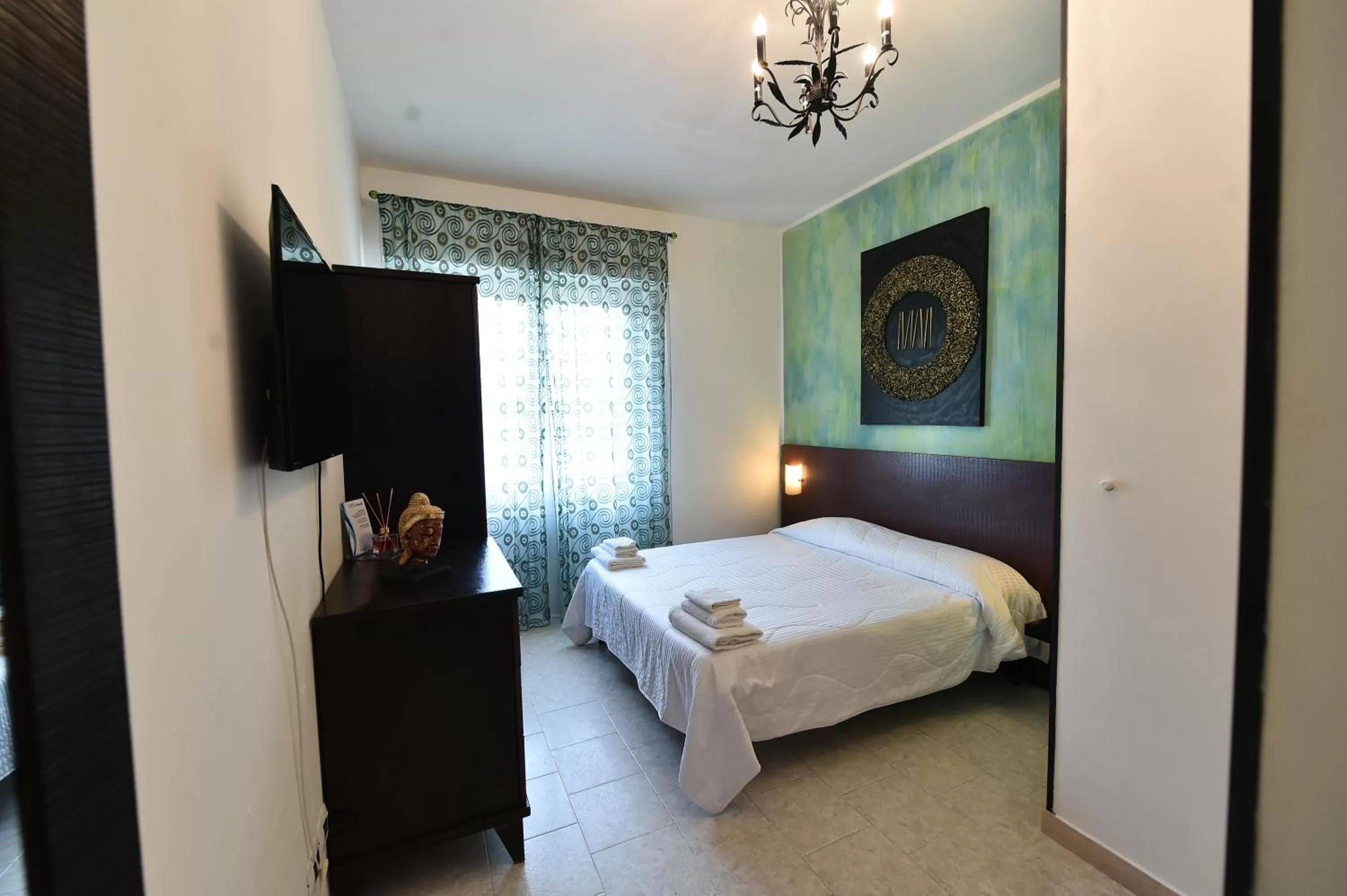 Bedroom, Bed in Hotel Okinawa