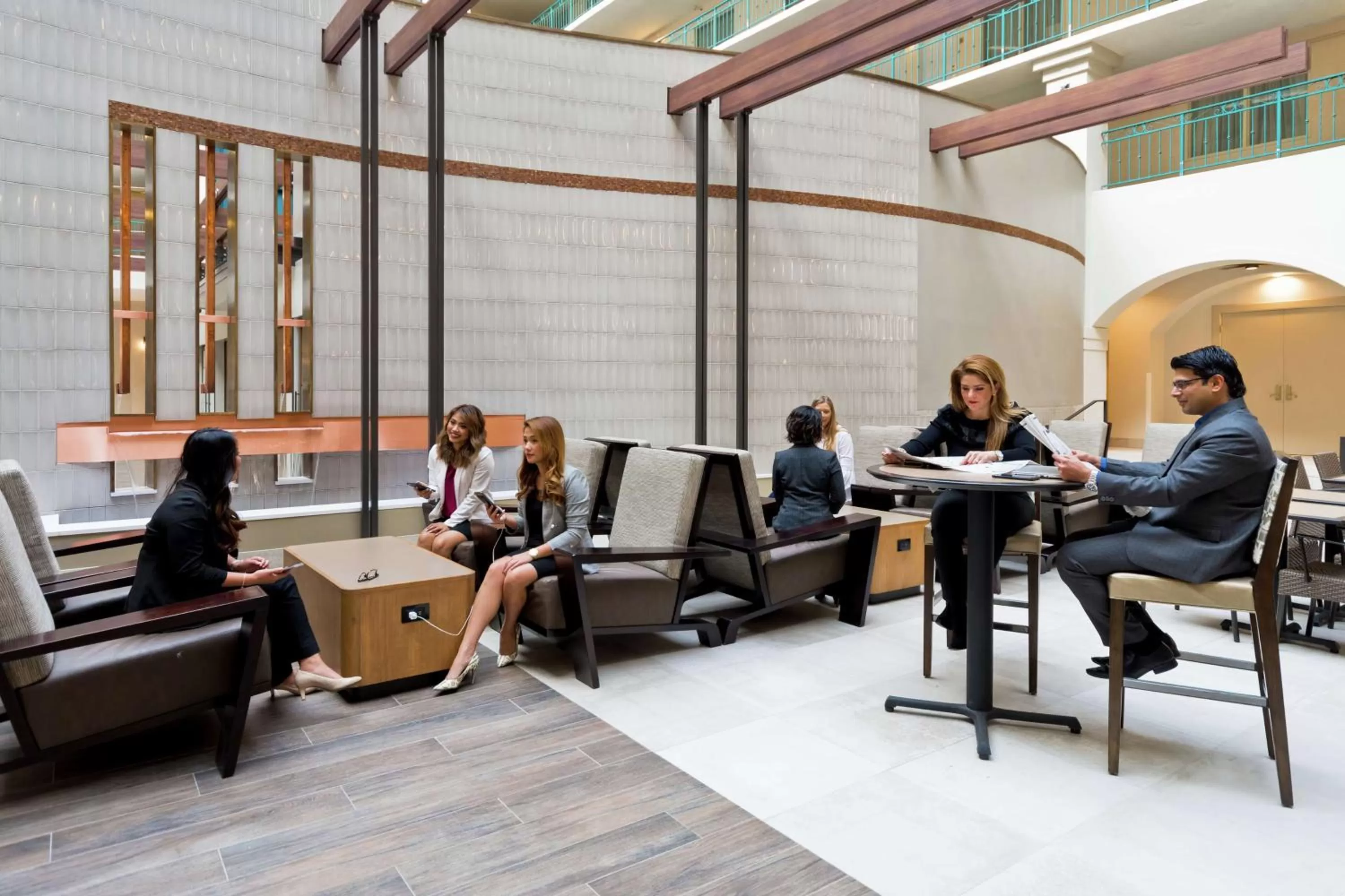 Lobby or reception in Embassy Suites by Hilton Milpitas Silicon Valley