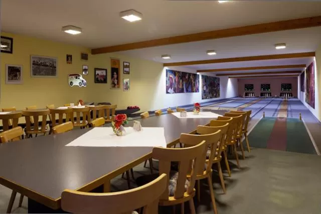 Bowling in Sporthotel Malchow Hotel Garni HP ist möglich