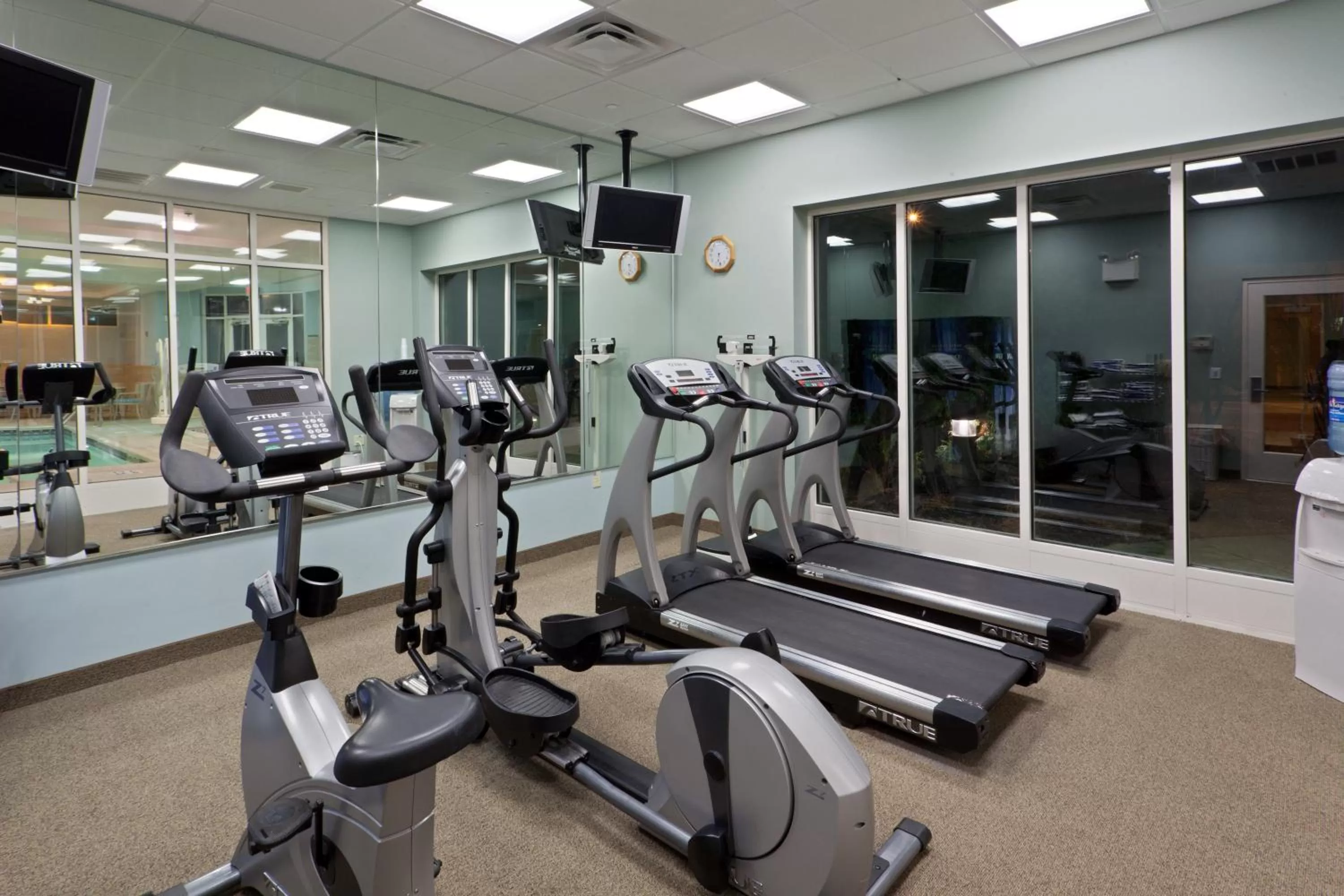 Fitness centre/facilities in Holiday Inn Manahawkin/Long Beach Island by IHG