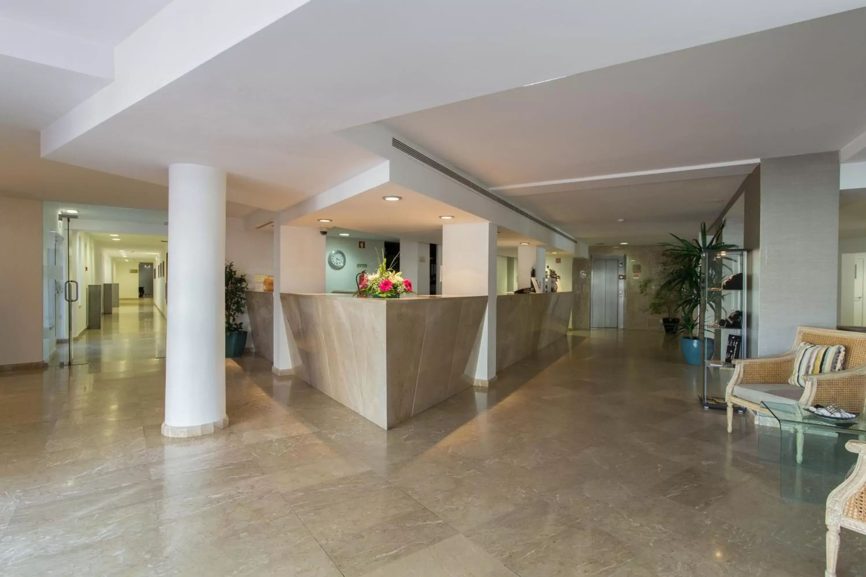 Lobby or reception, Lobby/Reception in Hotel Quarteirasol
